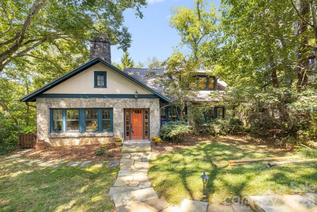 25 Saint Dunstans Circle