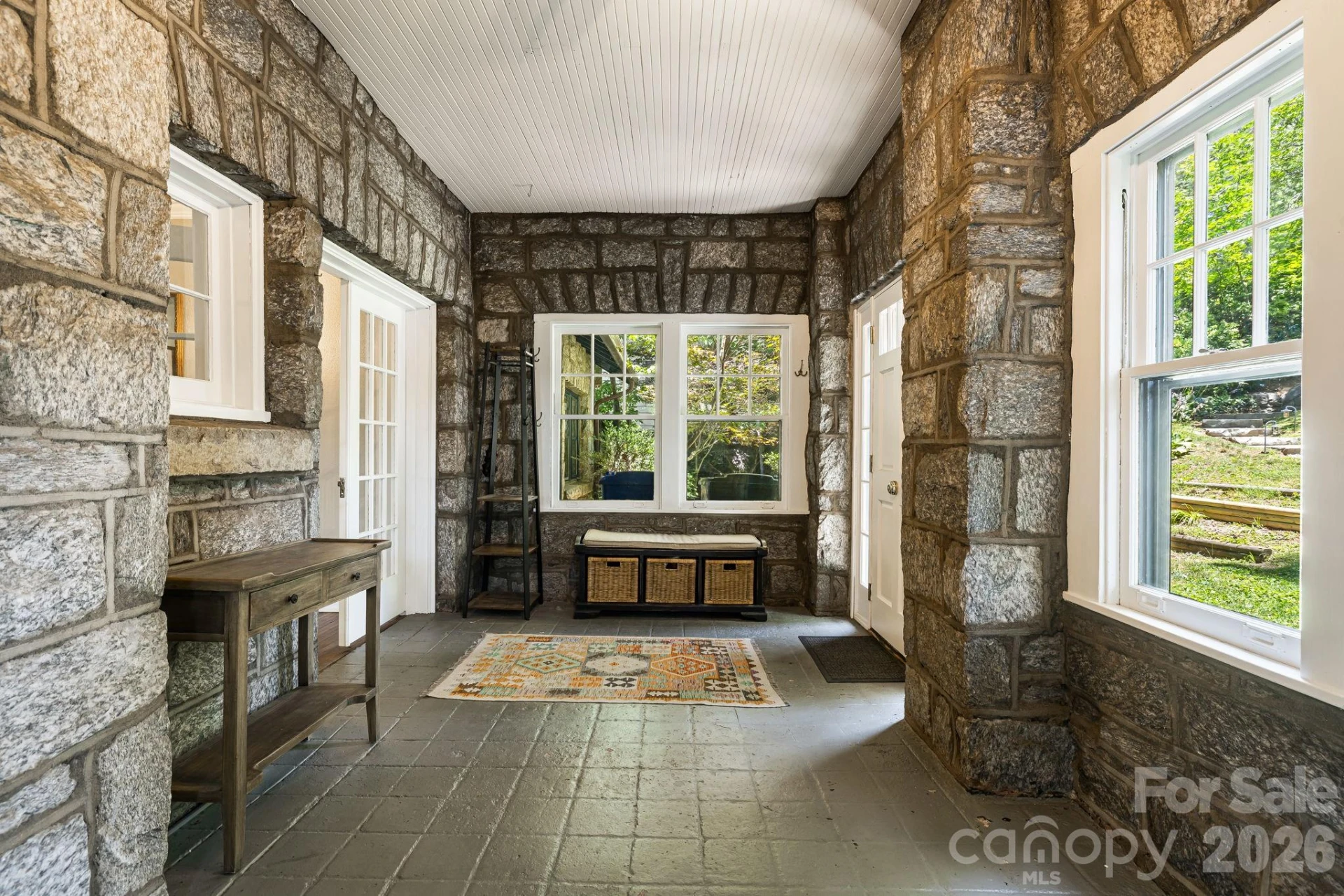 25 Saint Dunstans Circle - Photo 5