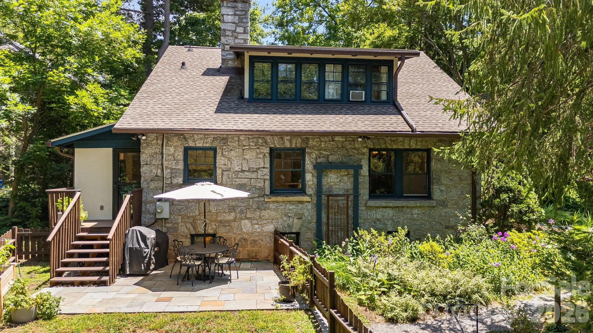 25 Saint Dunstans Circle - Photo 32