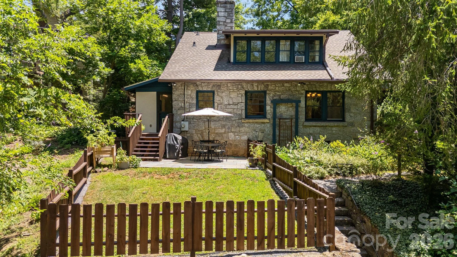 25 Saint Dunstans Circle - Photo 33
