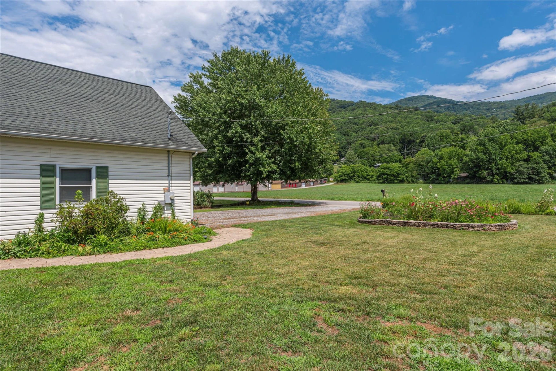 1075 Moody Farm Road - Photo 4