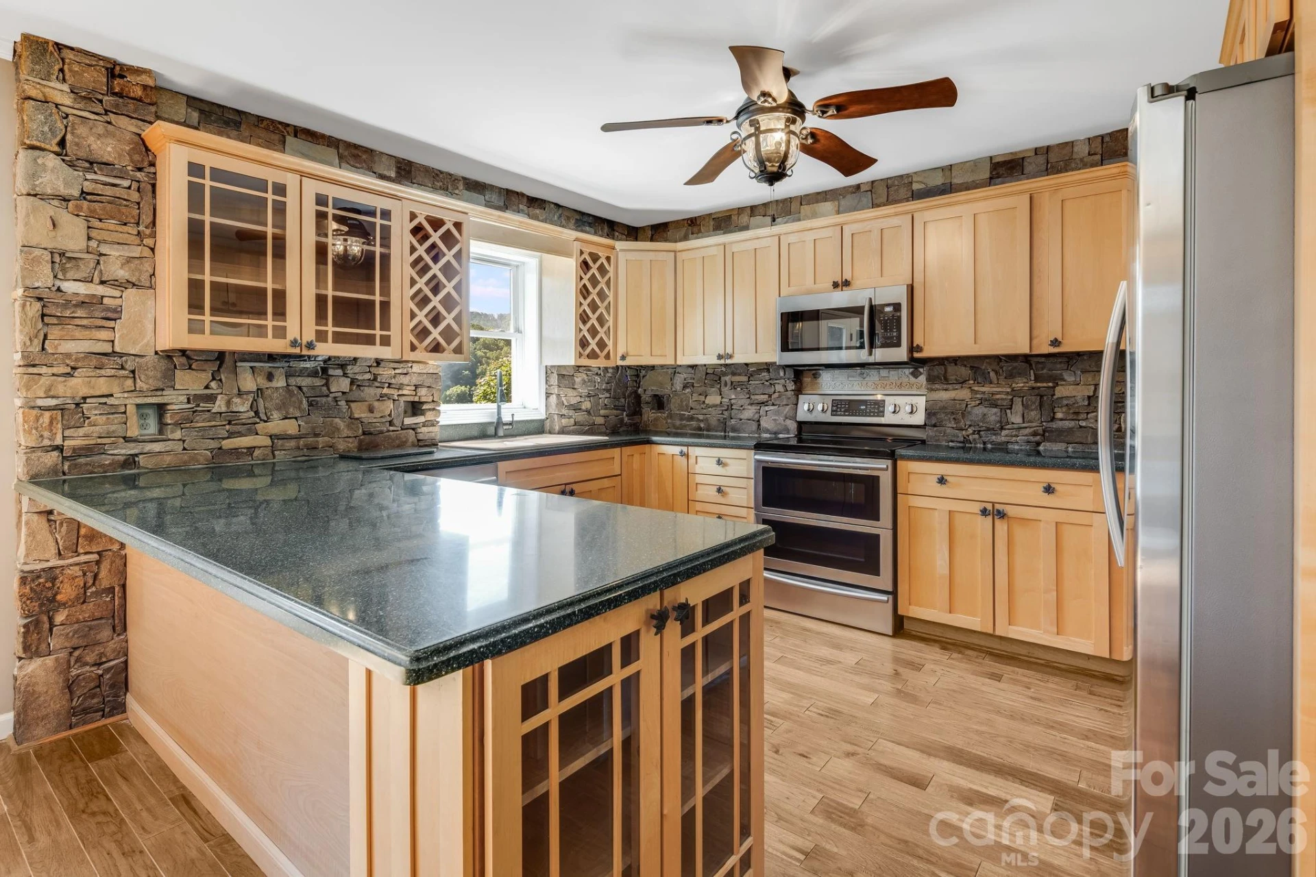 88 Mayflower Court - Photo 12