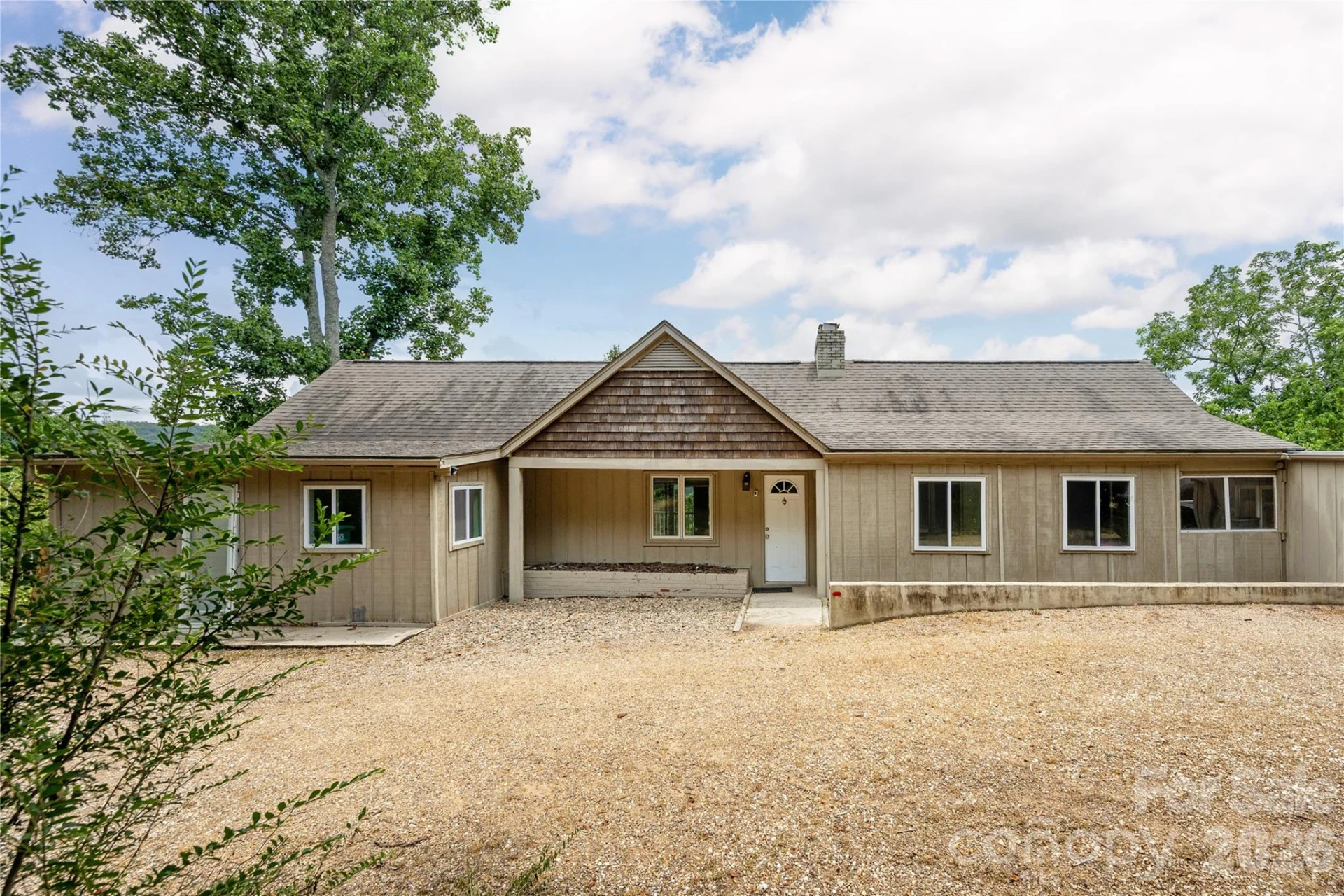 811 Town Mountain Road