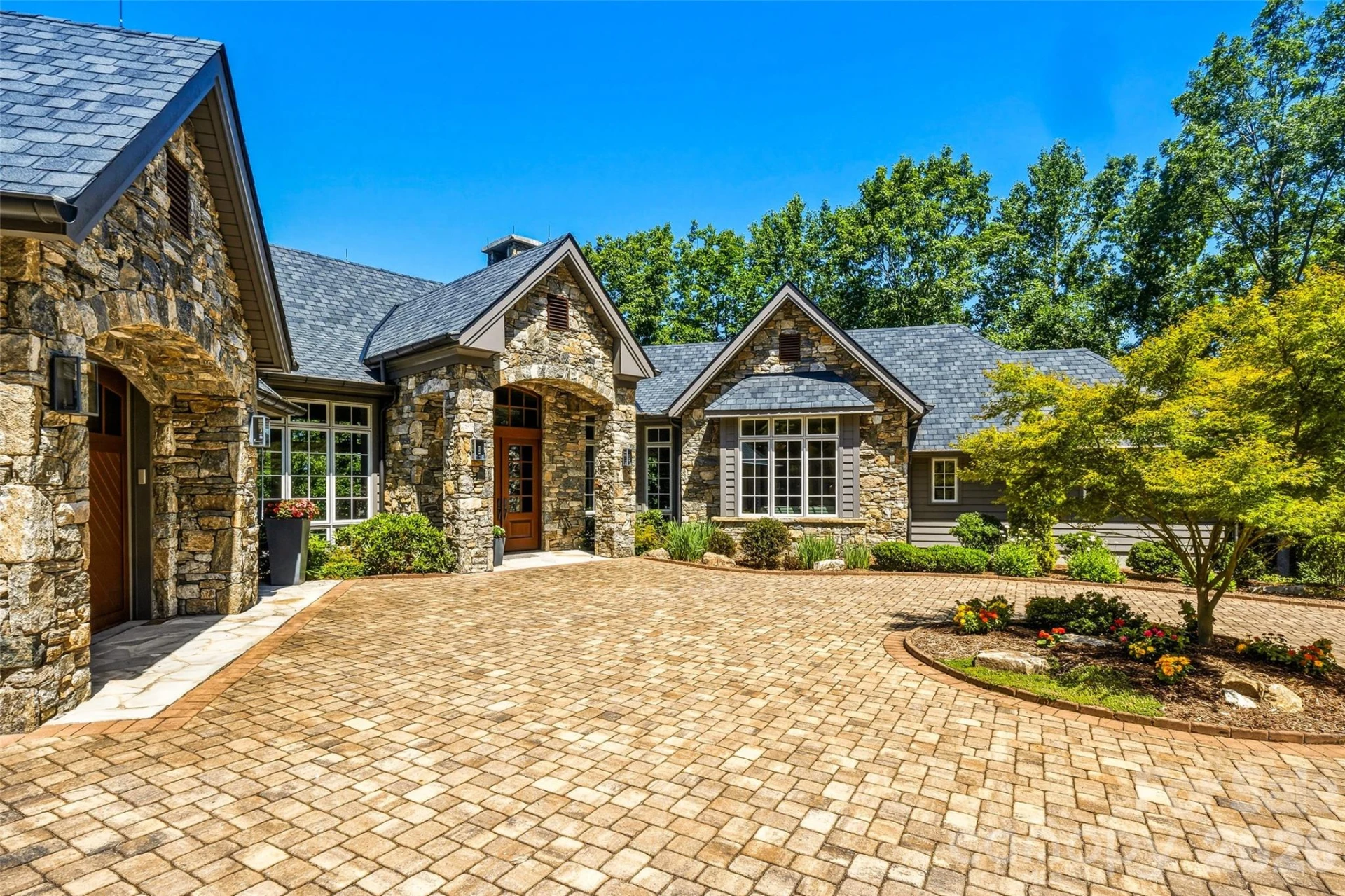 504 Hagen Drive - Photo 43