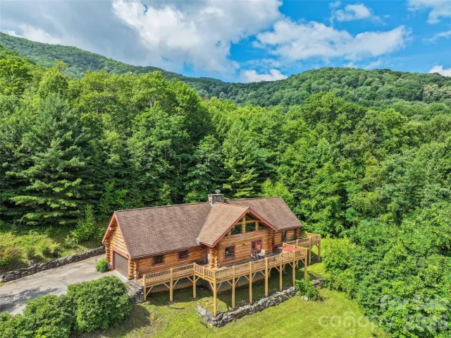 220 Mica Mine Road
