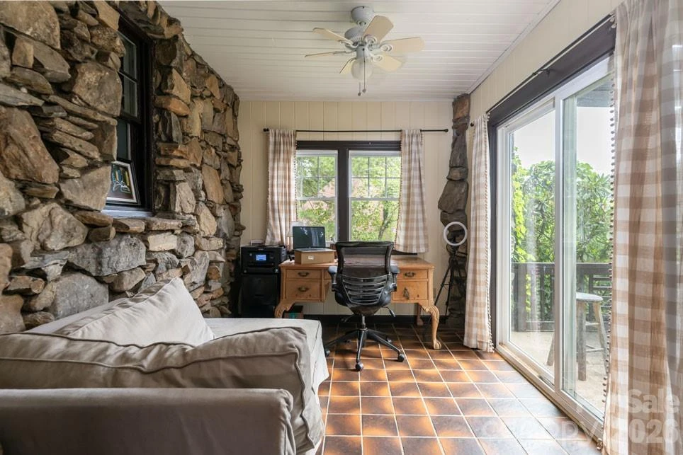 25 Mineral Springs Road - Photo 5