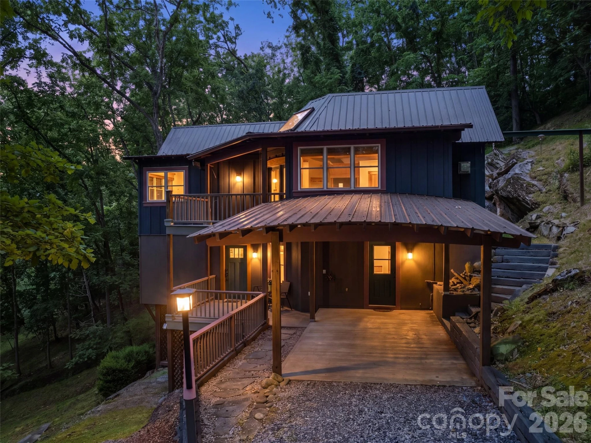 145 Hiaway Trail - Photo 2