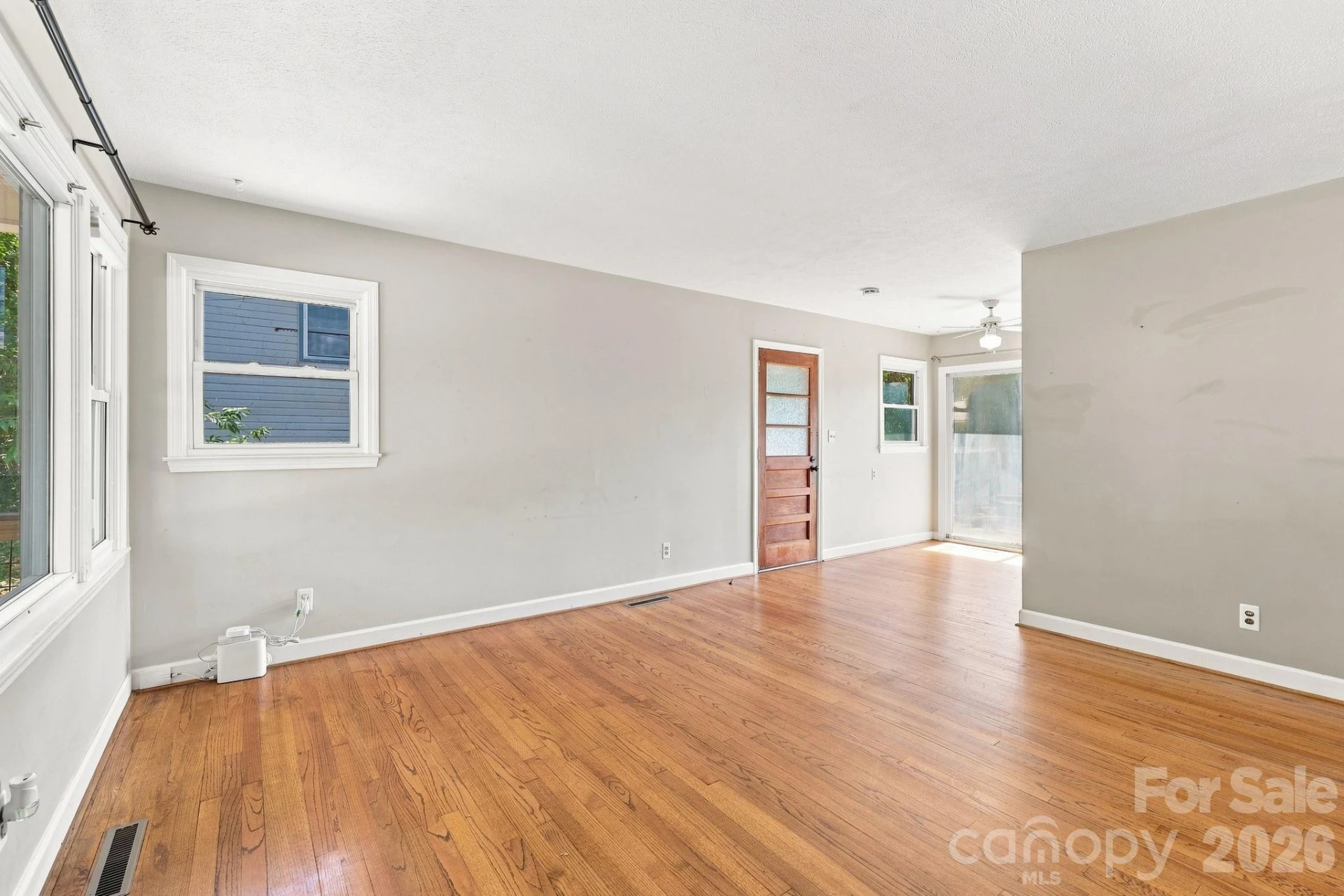 14 E Indiana Avenue - Photo 4