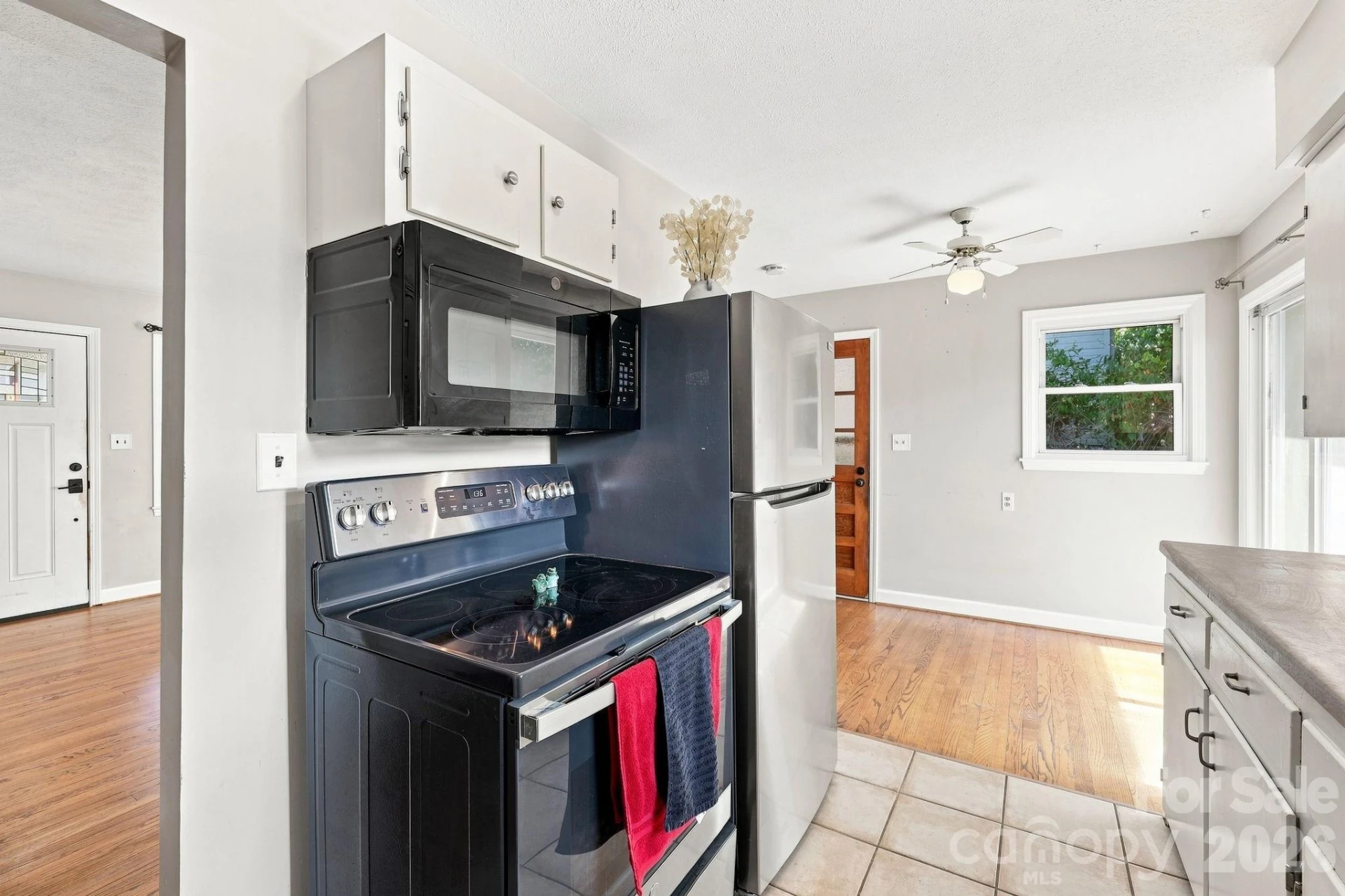 14 E Indiana Avenue - Photo 7