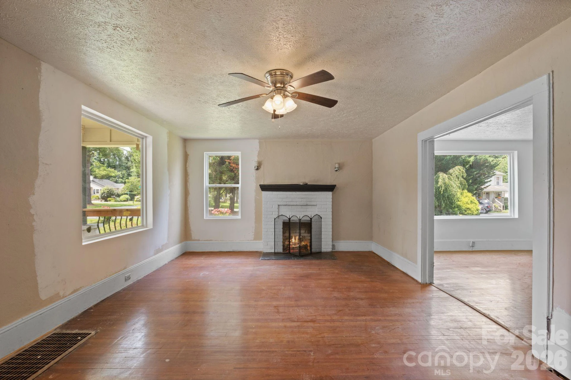 1434 S Main Street - Photo 3