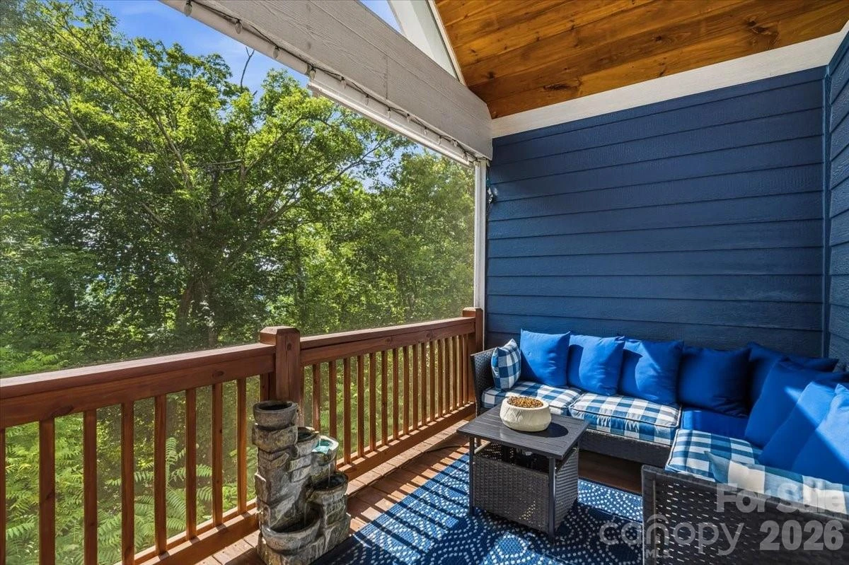 204 Mostert Drive - Photo 7