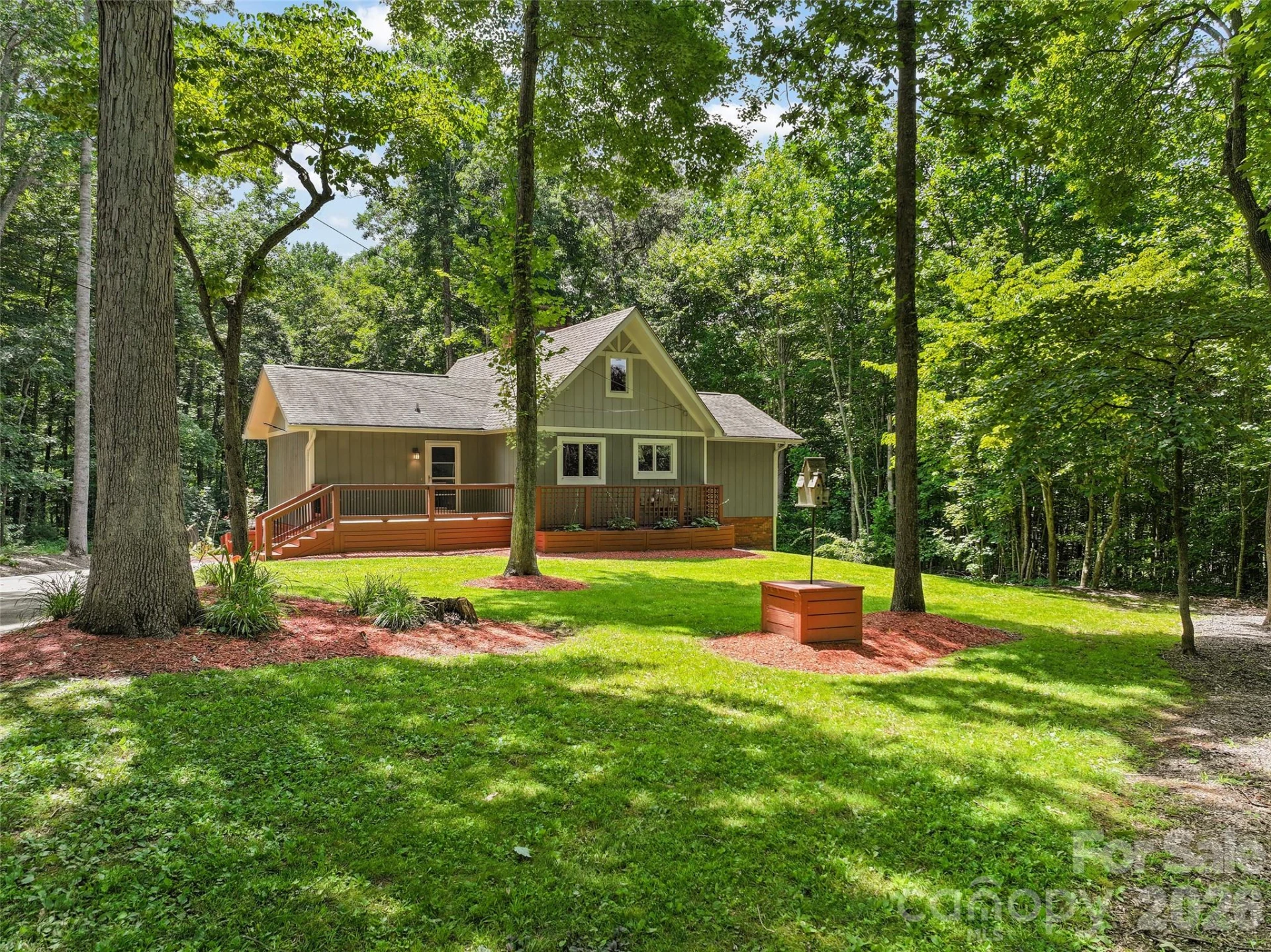 82 Sunburst Drive - Photo 2