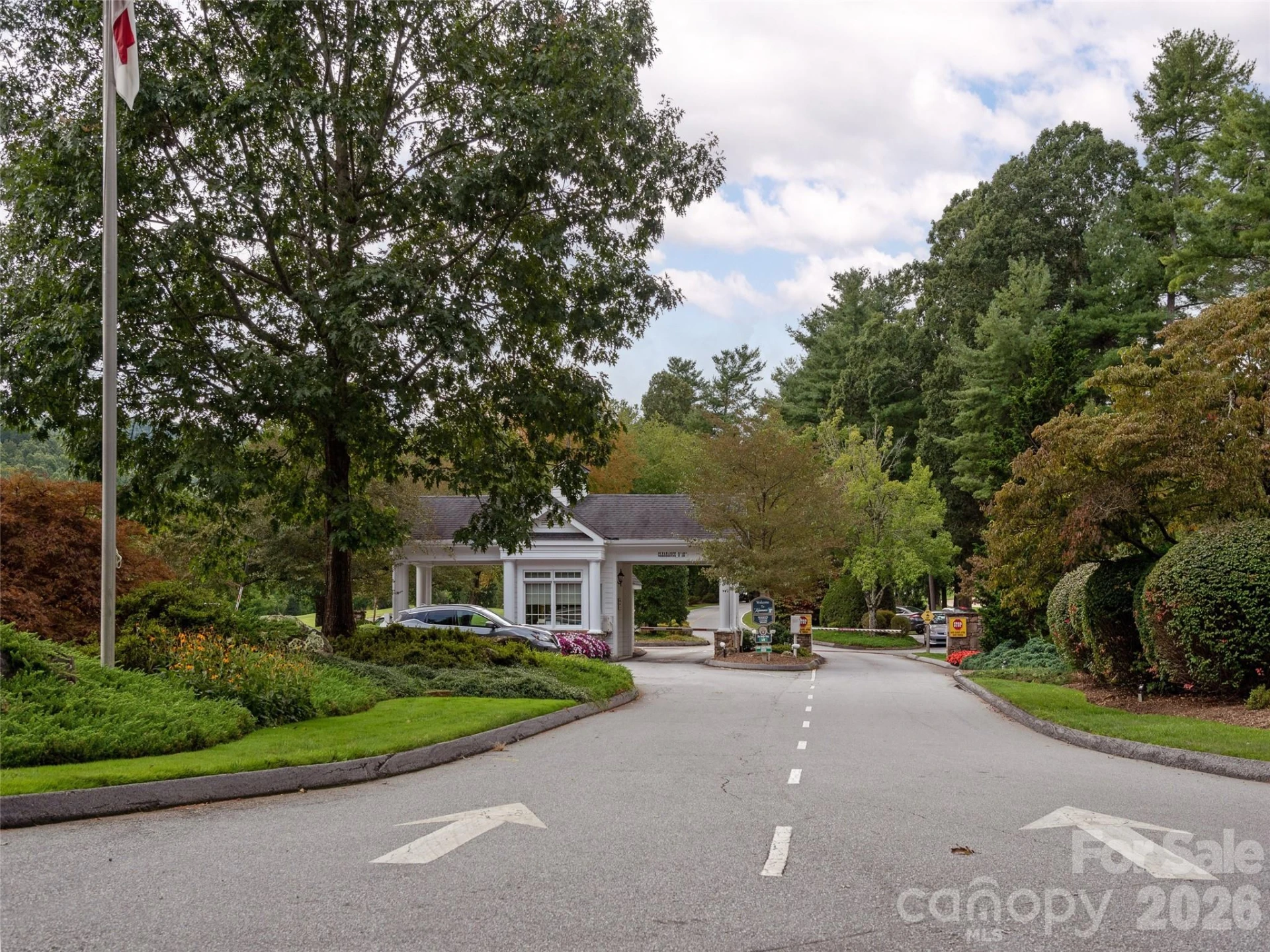 210 Claymoor Court - Photo 41