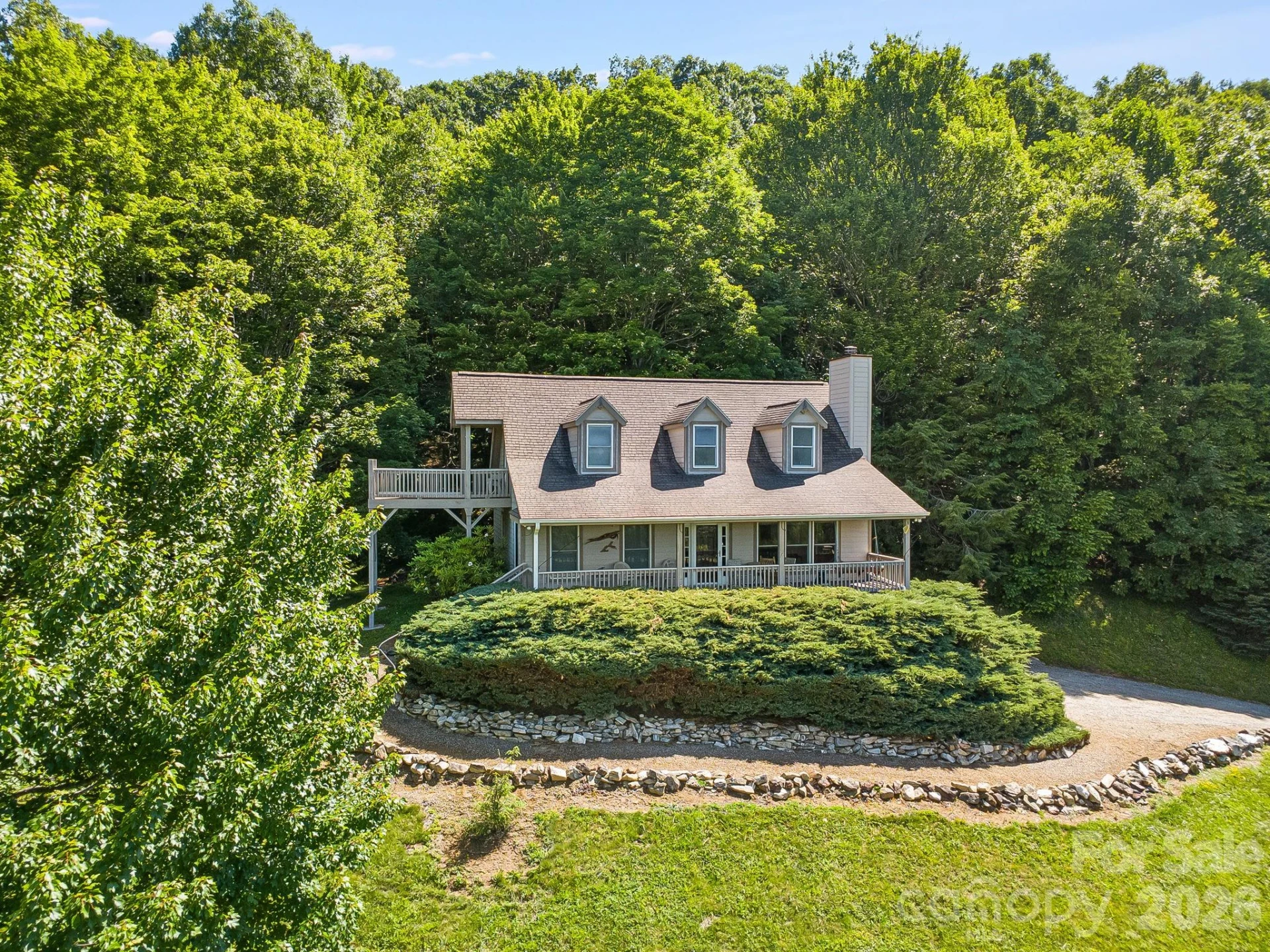 299 Basswood Road - Photo 4