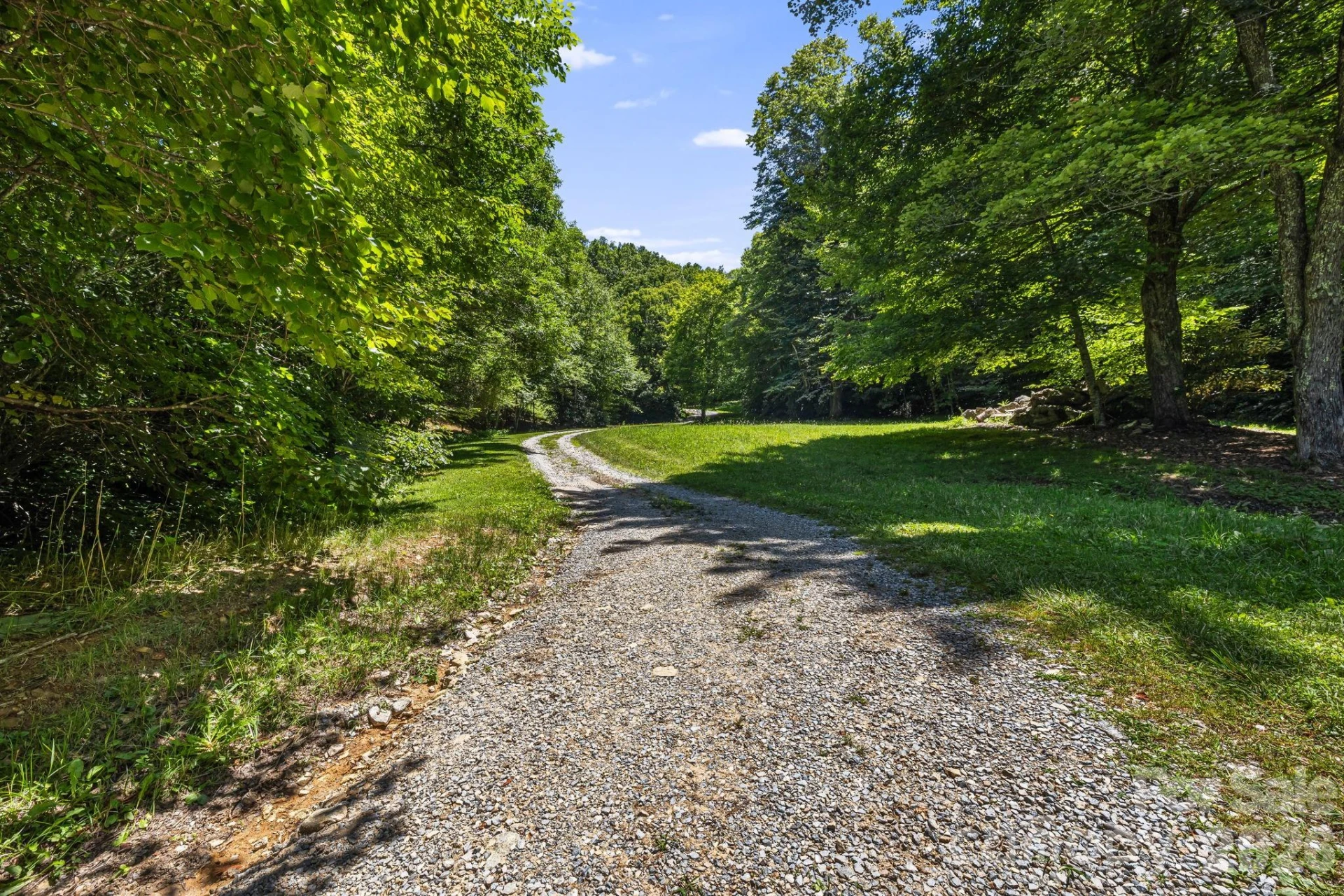 299 Basswood Road - Photo 37