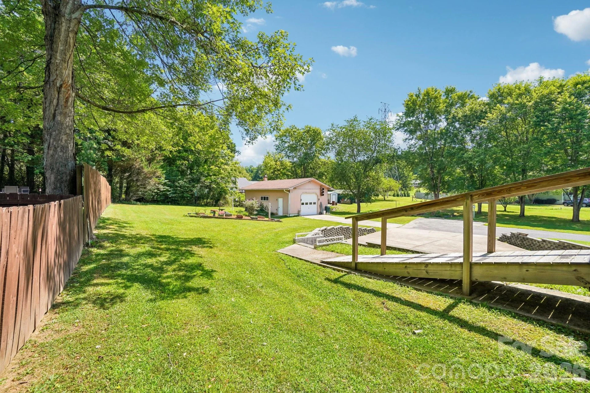 119 E Meadow Lane - Photo 33