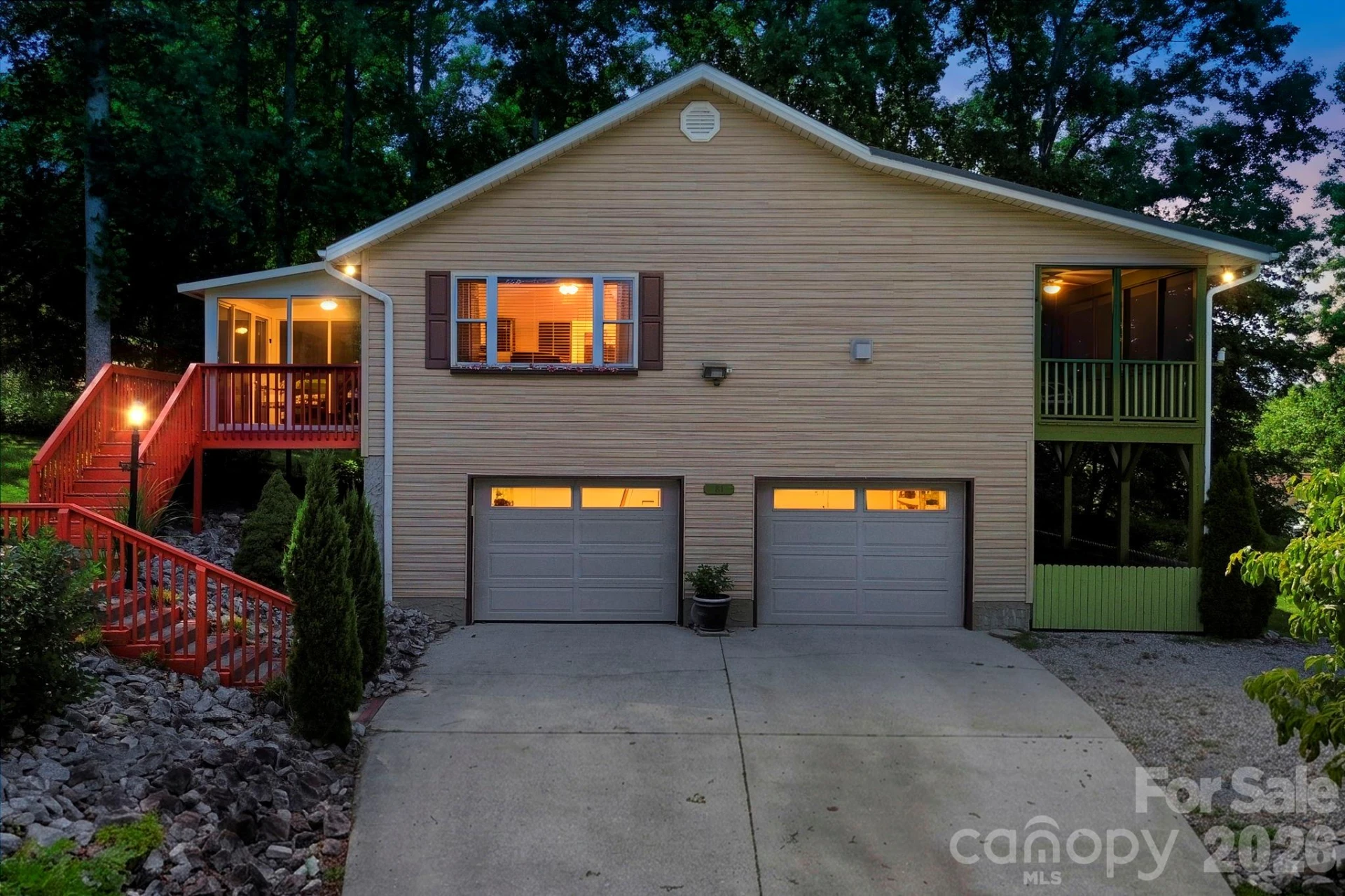 81 Chestnut Lane - Photo 3