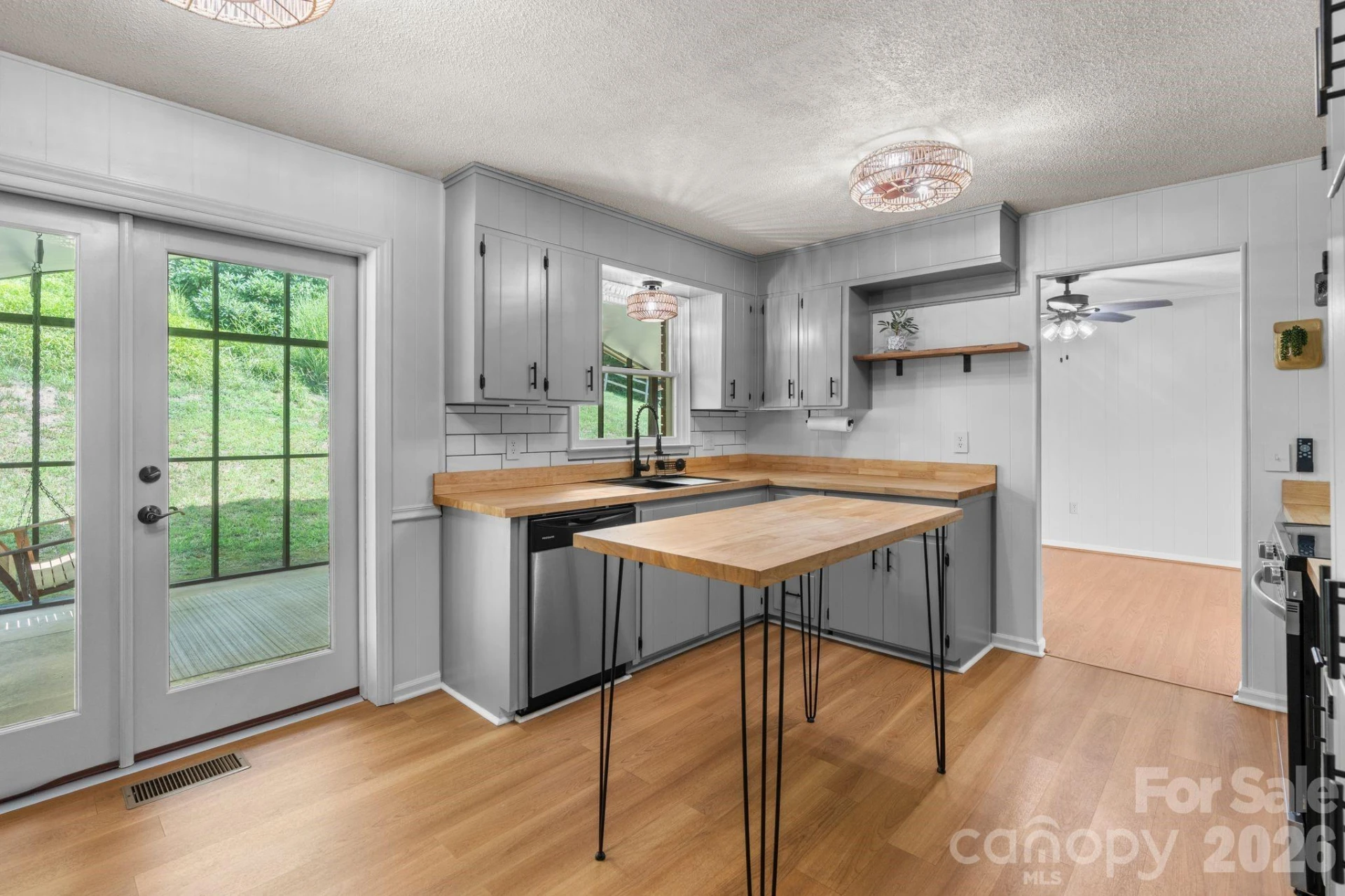 44 Green Drive - Photo 4