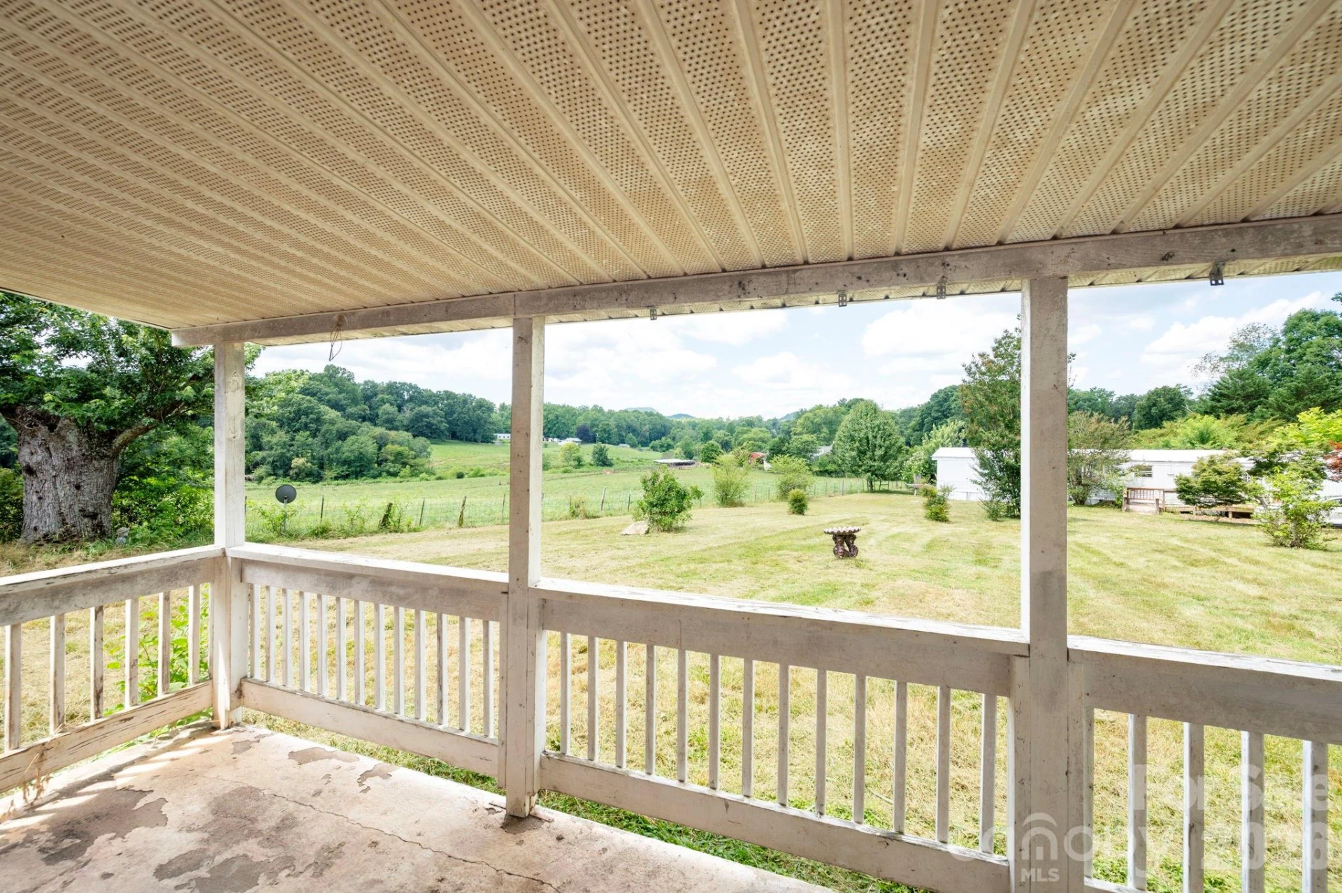 86 Sterling Drive - Photo 4