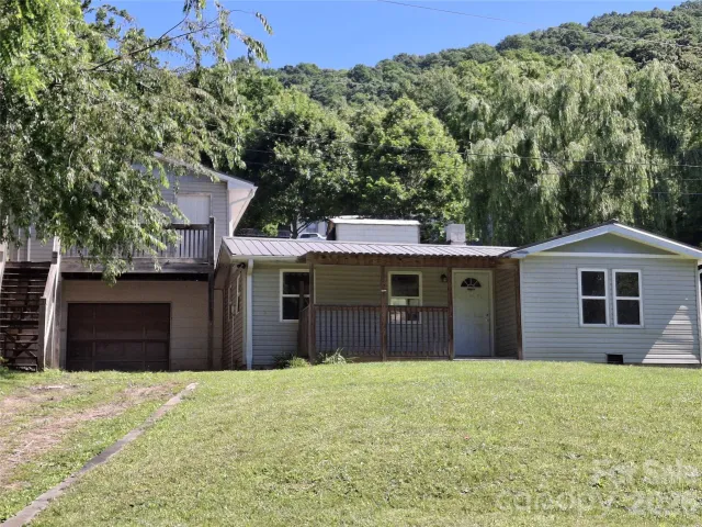 2795 Old Henson Cove Road, Canton, NC, 28716