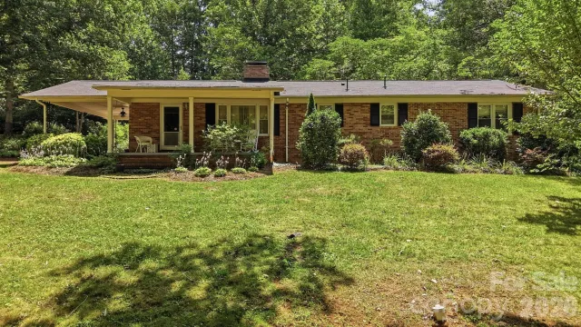129 Old River Road