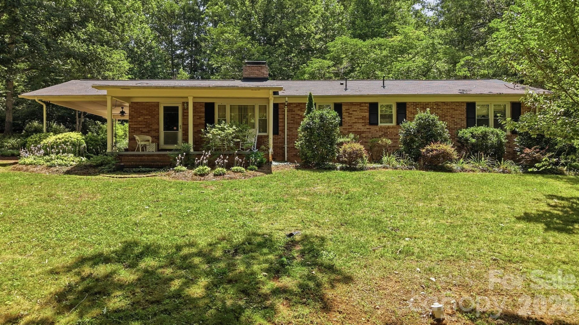 129 Old River Road