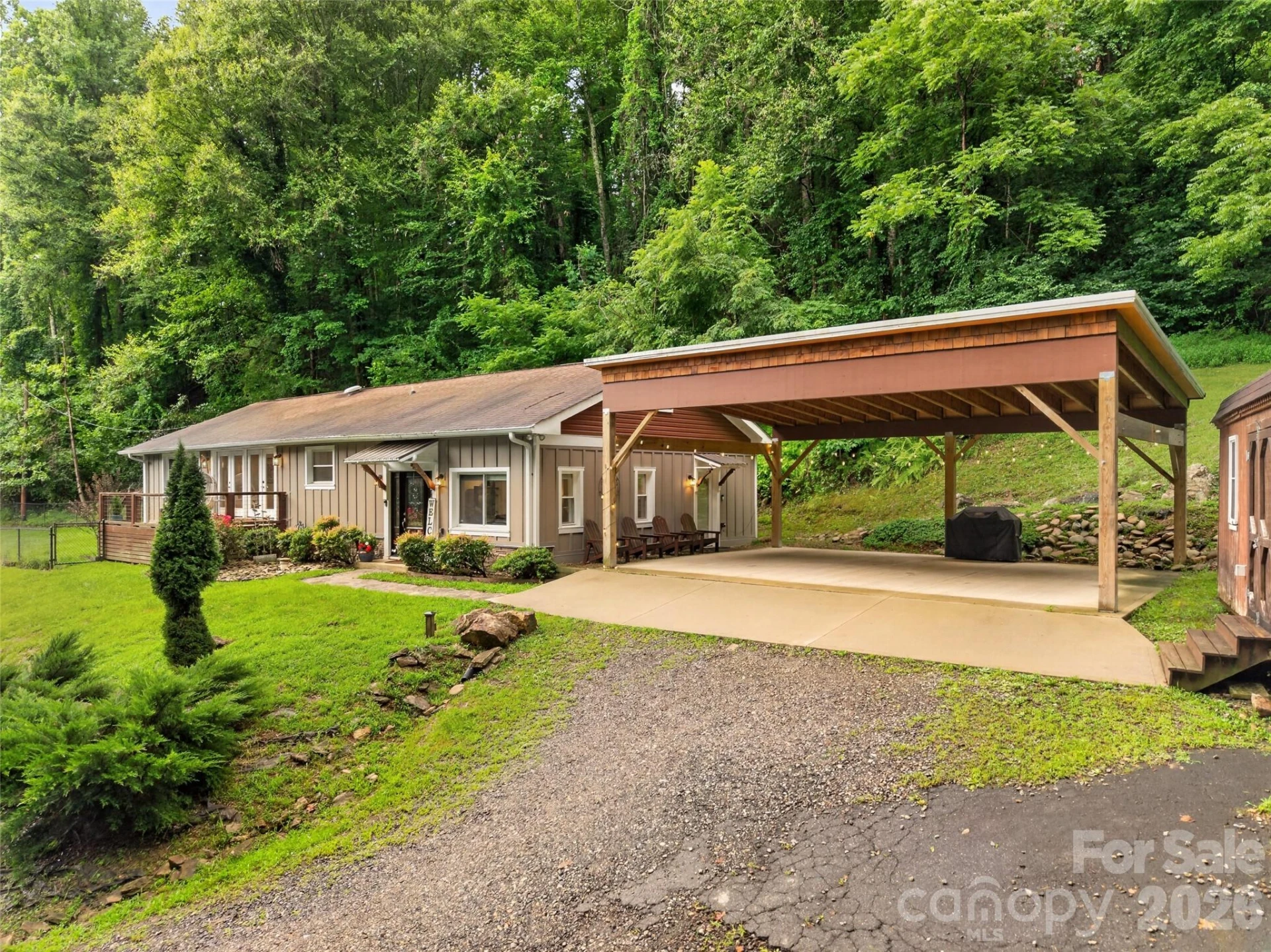 3882 New Leicester Highway - Photo 4