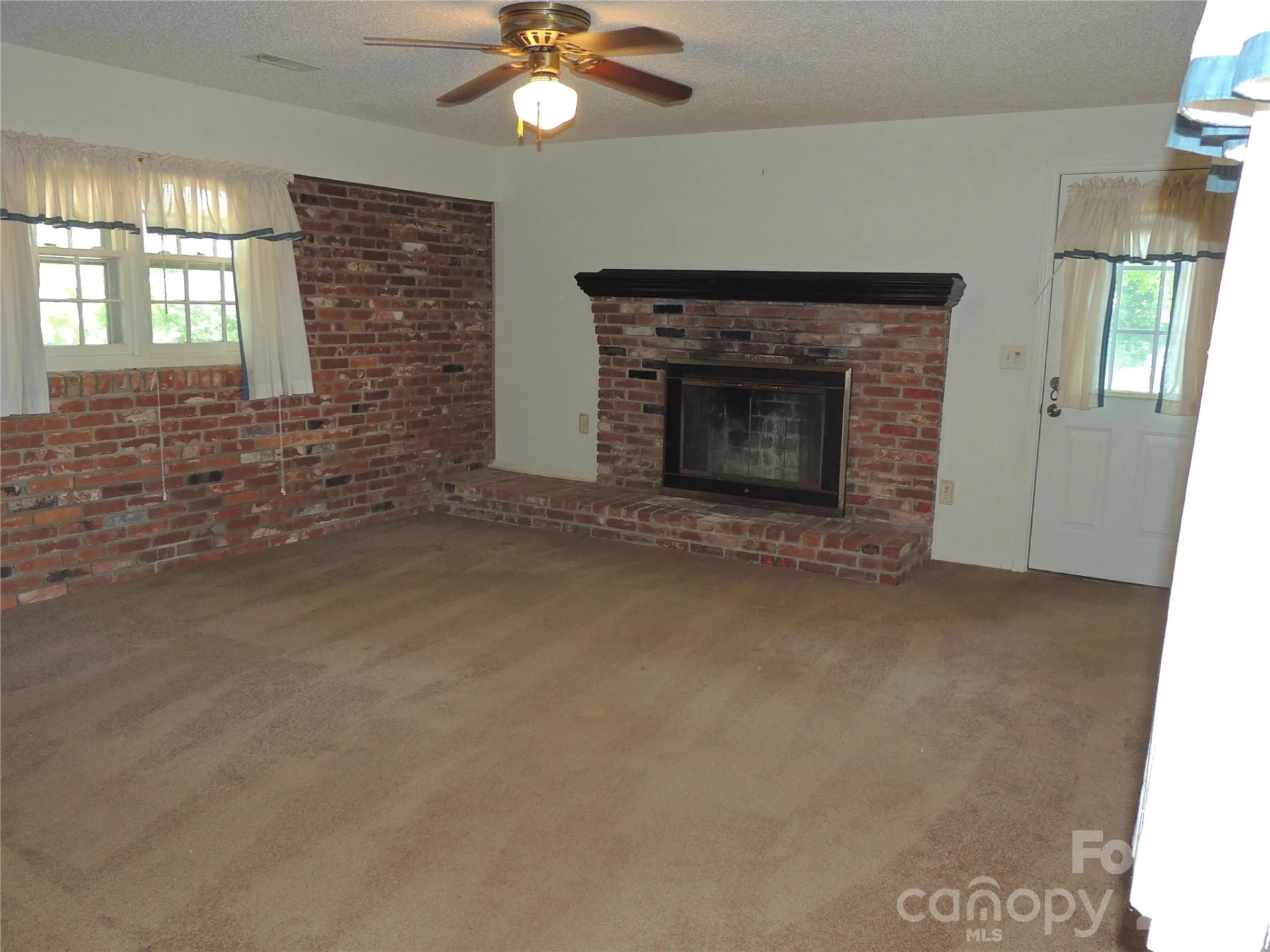 632 Rock Corner Road - Photo 8