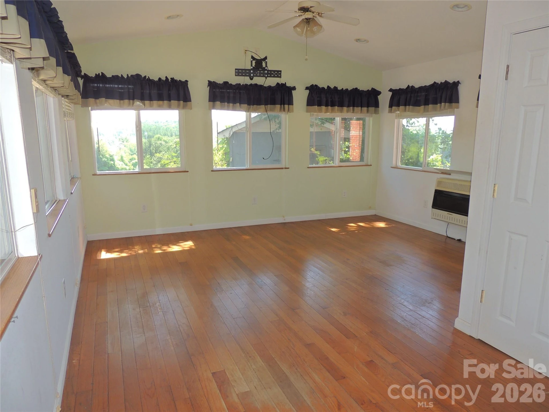 632 Rock Corner Road - Photo 9