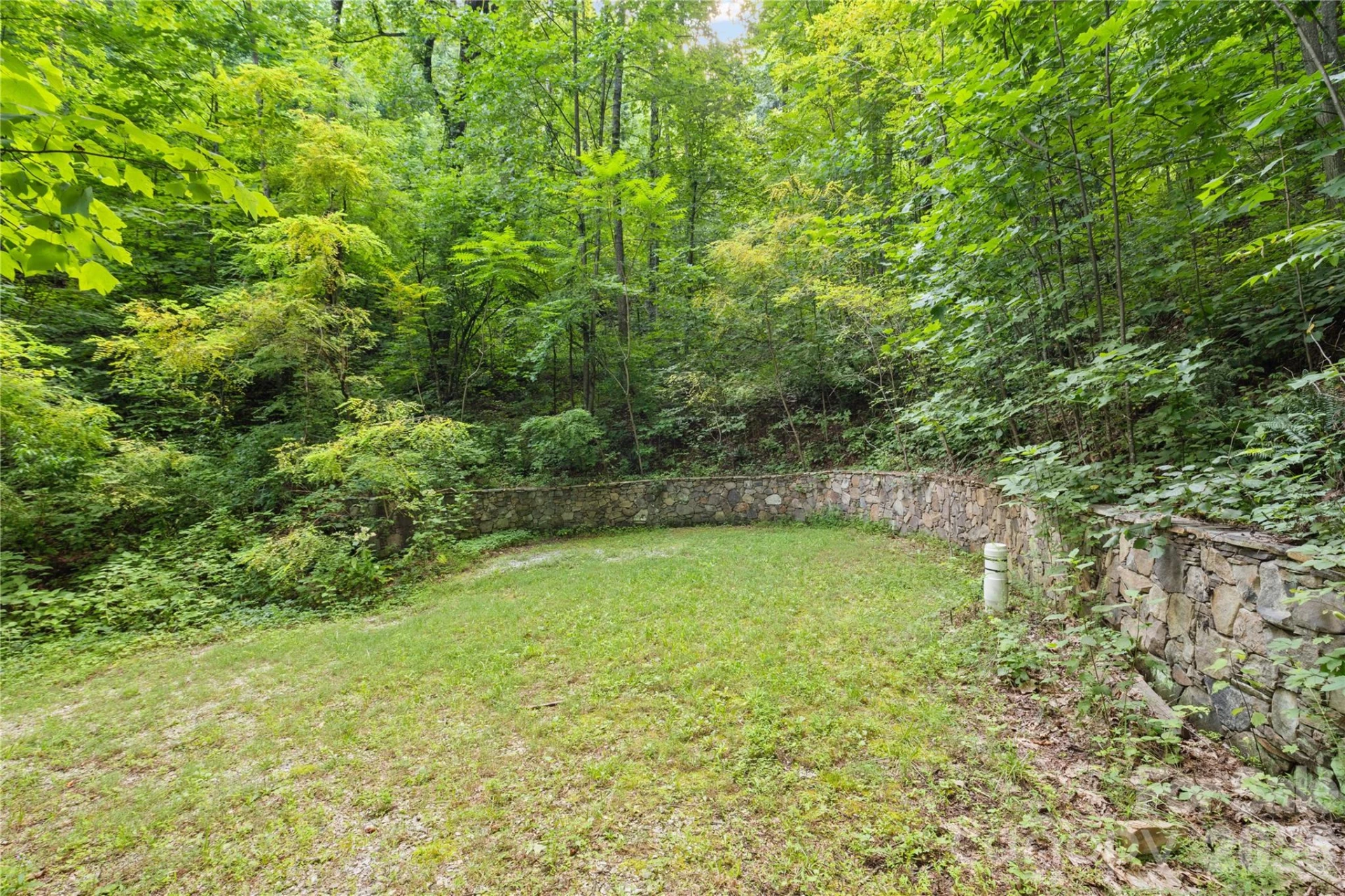 1915 Creston Drive - Photo 15