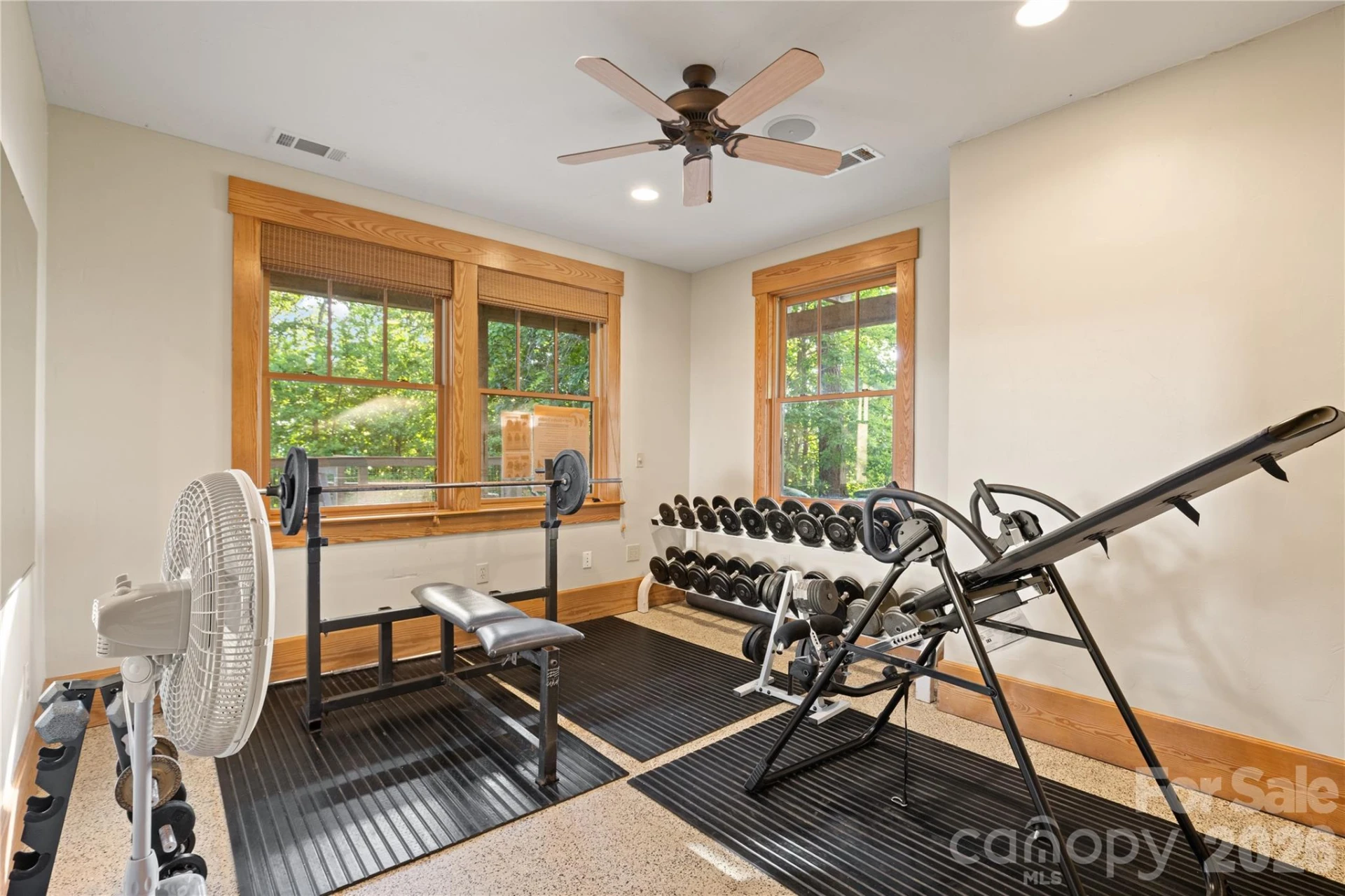 1915 Creston Drive - Photo 34