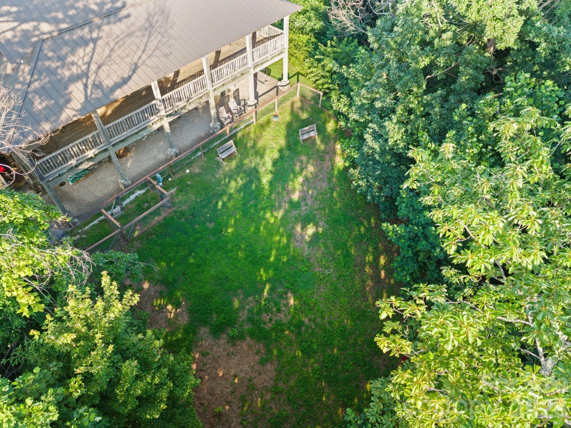 1915 Creston Drive - Photo 36