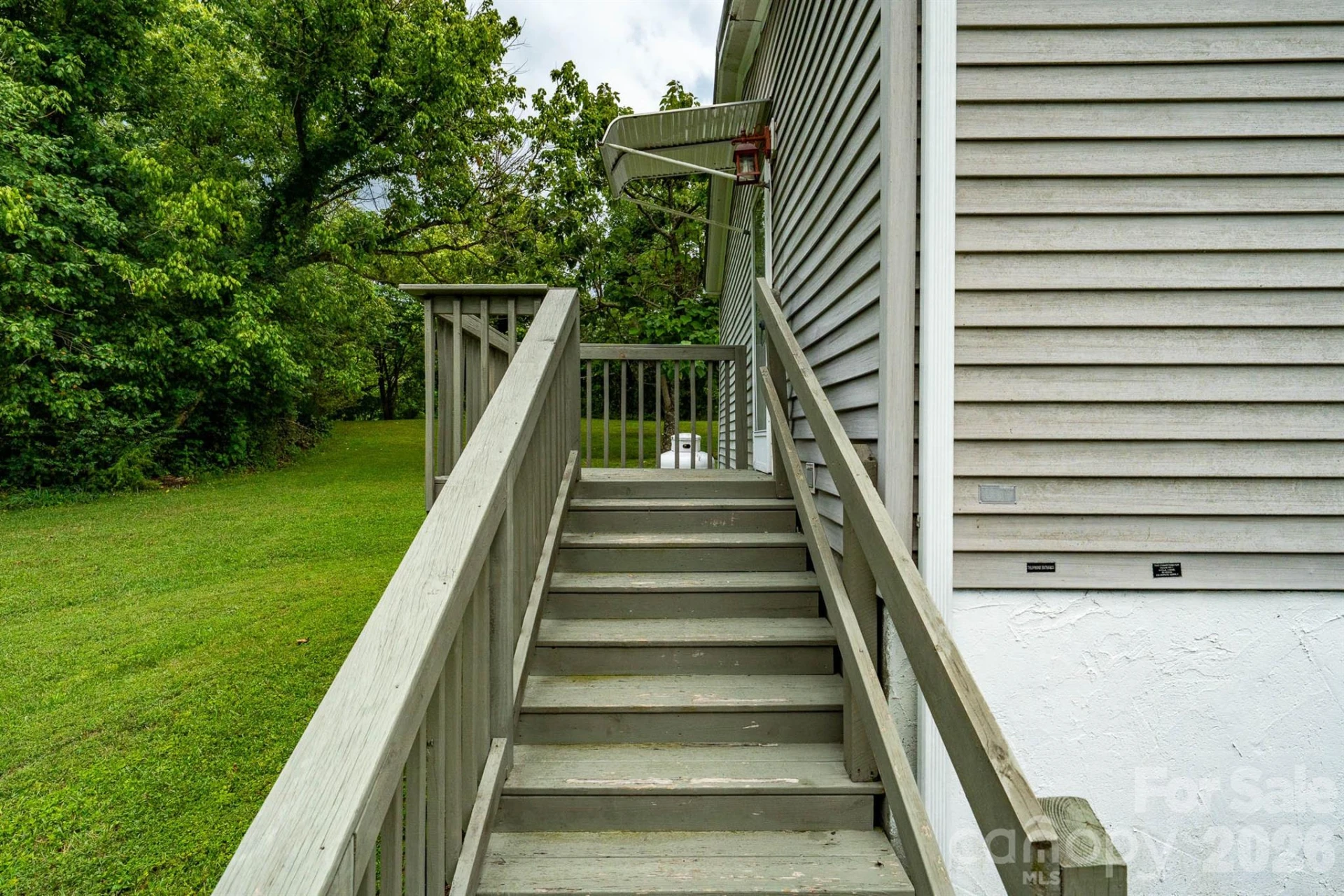 755 Fairview Loop - Photo 16