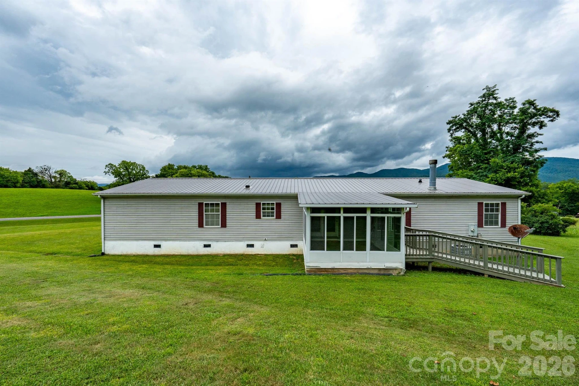 755 Fairview Loop - Photo 40