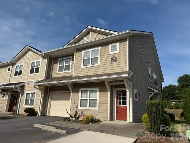 93 Foxden Drive