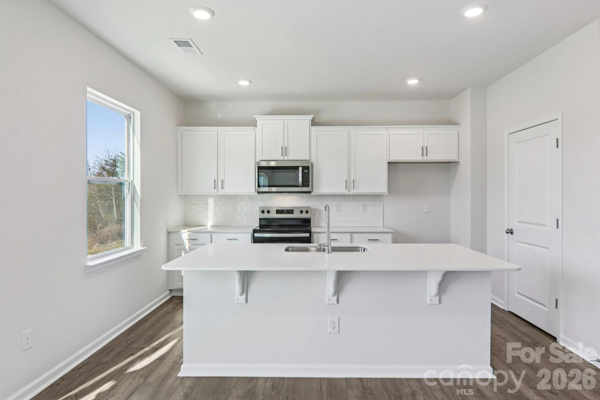 843 Adelston Lane - Photo 10