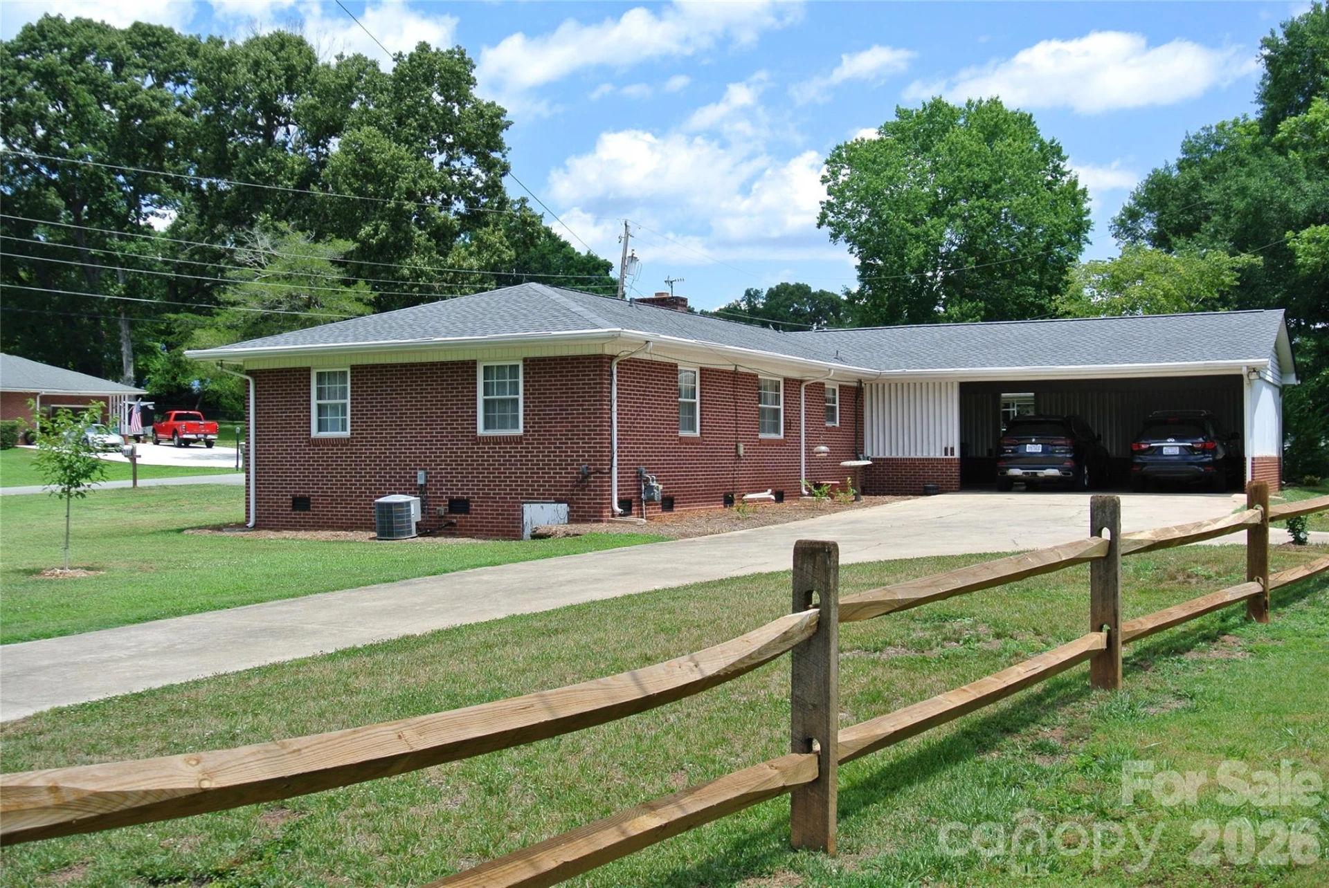 106 Freeman Street - Photo 2