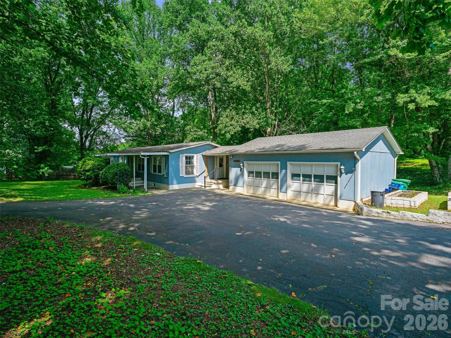 2 Lost Forest Drive - Photo 34