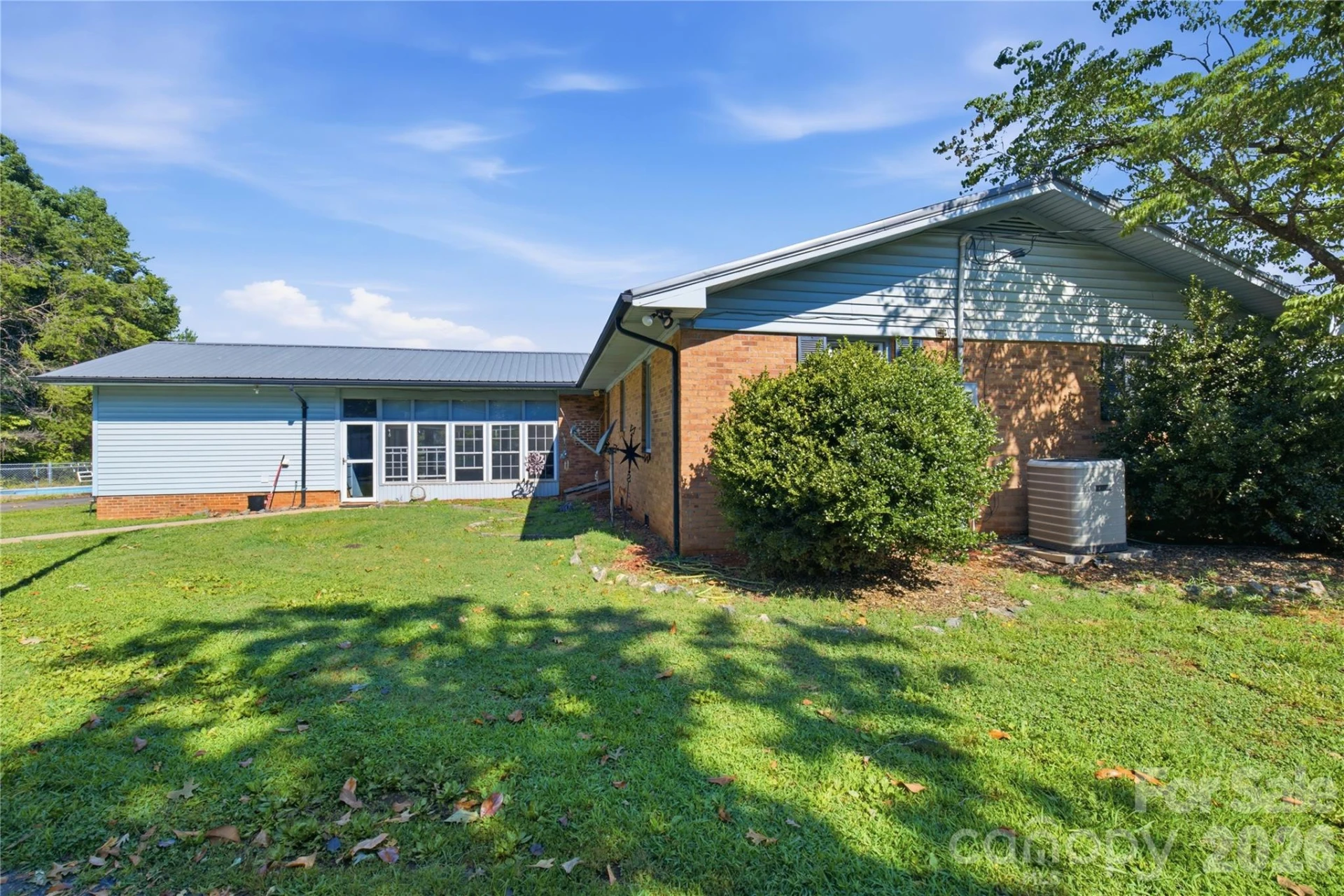 828 Ferry Road - Photo 11