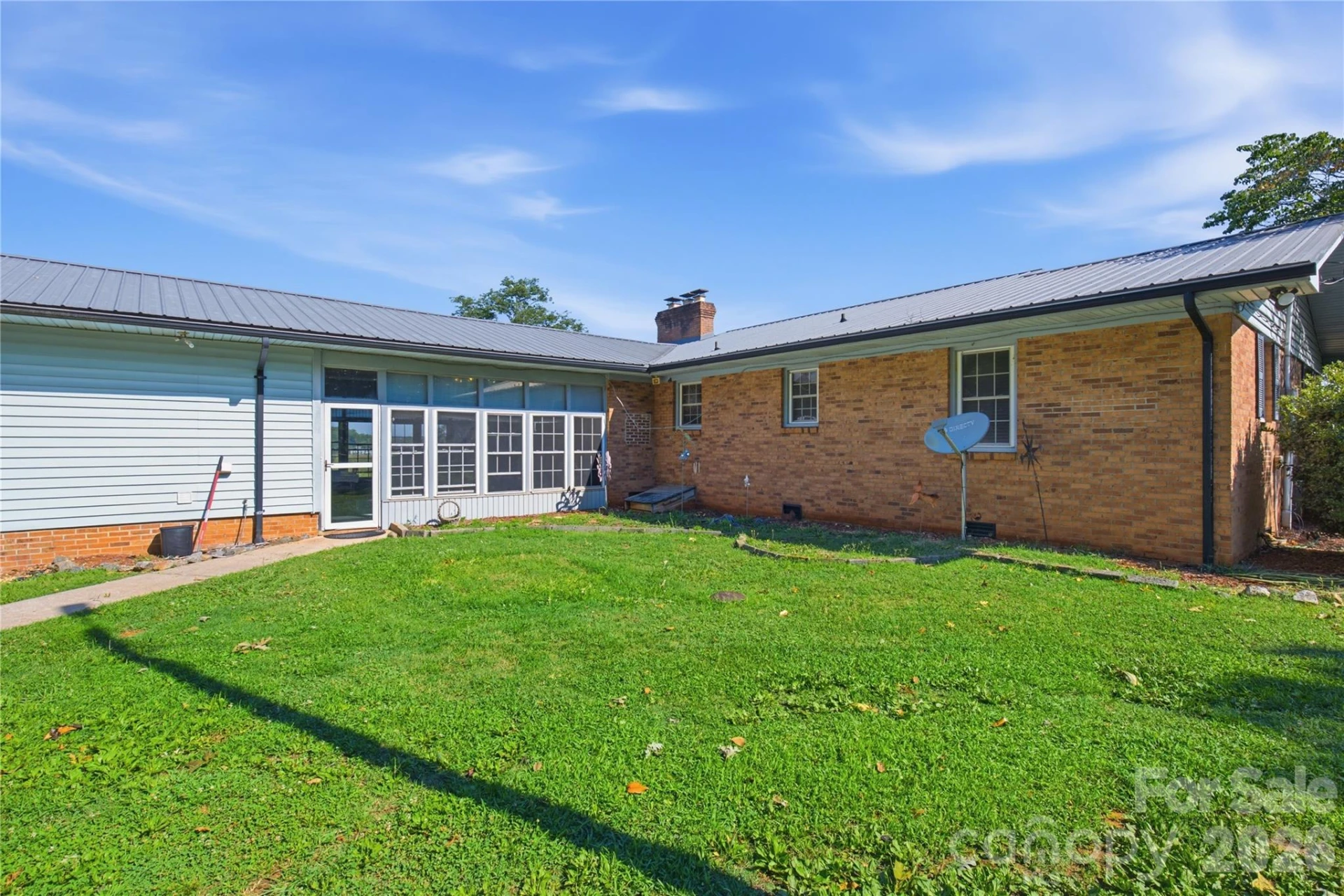 828 Ferry Road - Photo 12