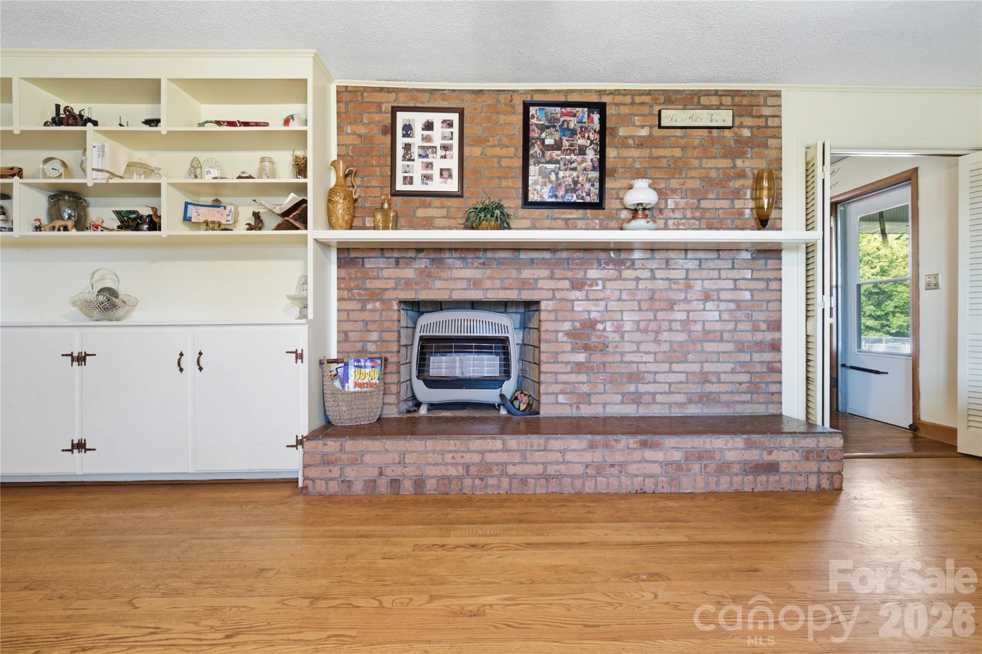 828 Ferry Road - Photo 15