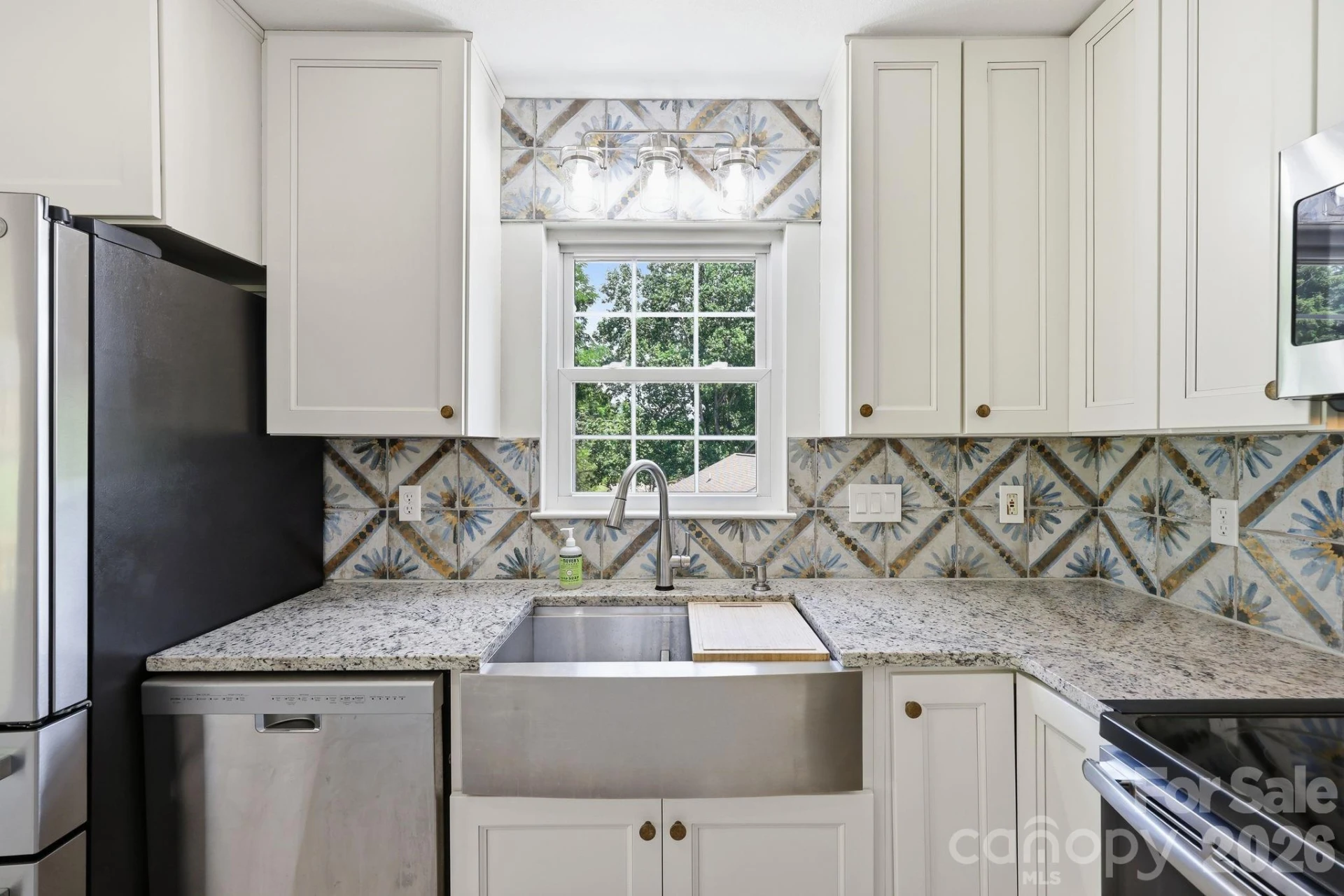 320 Meadowbrook Drive - Photo 8