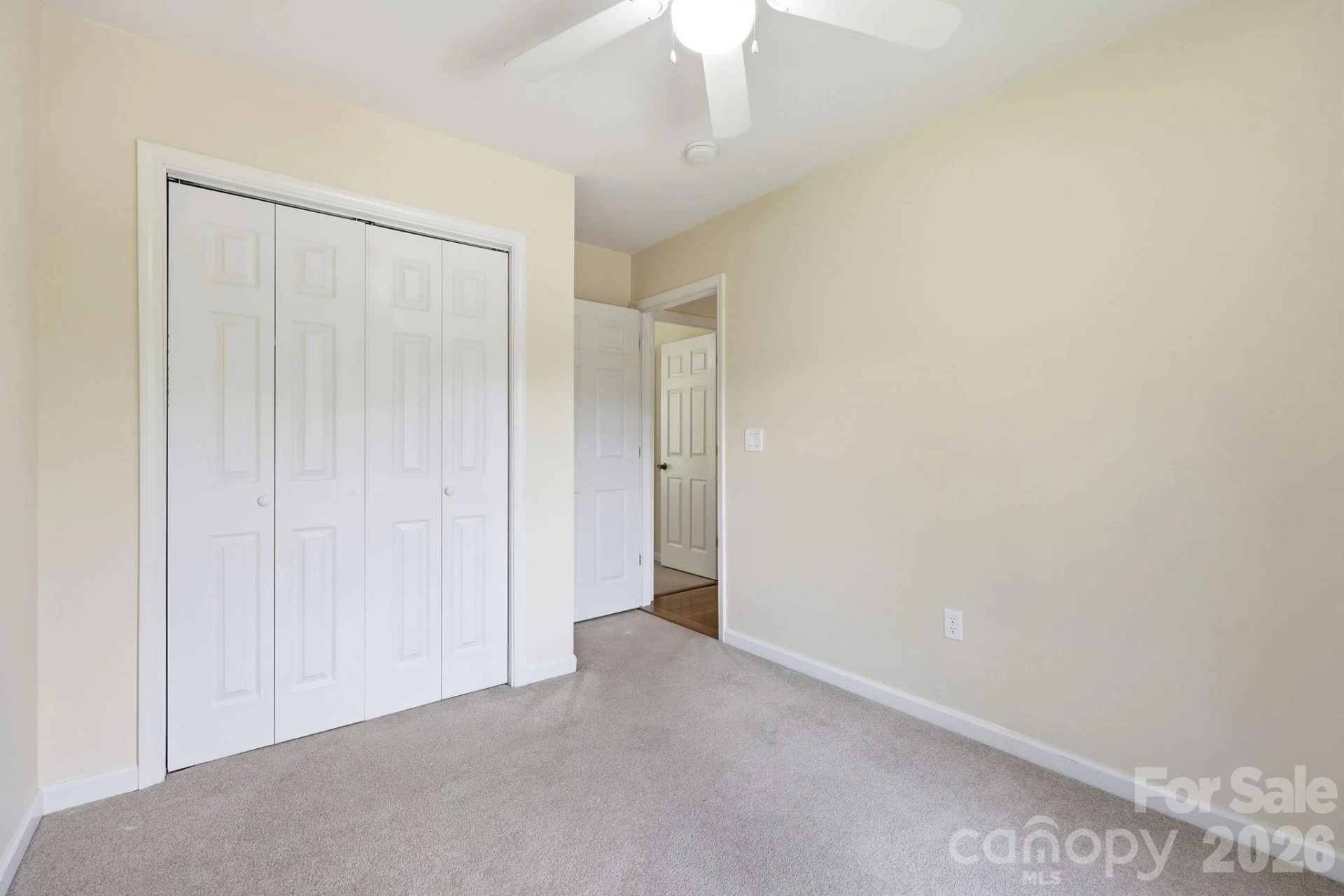 320 Meadowbrook Drive - Photo 18