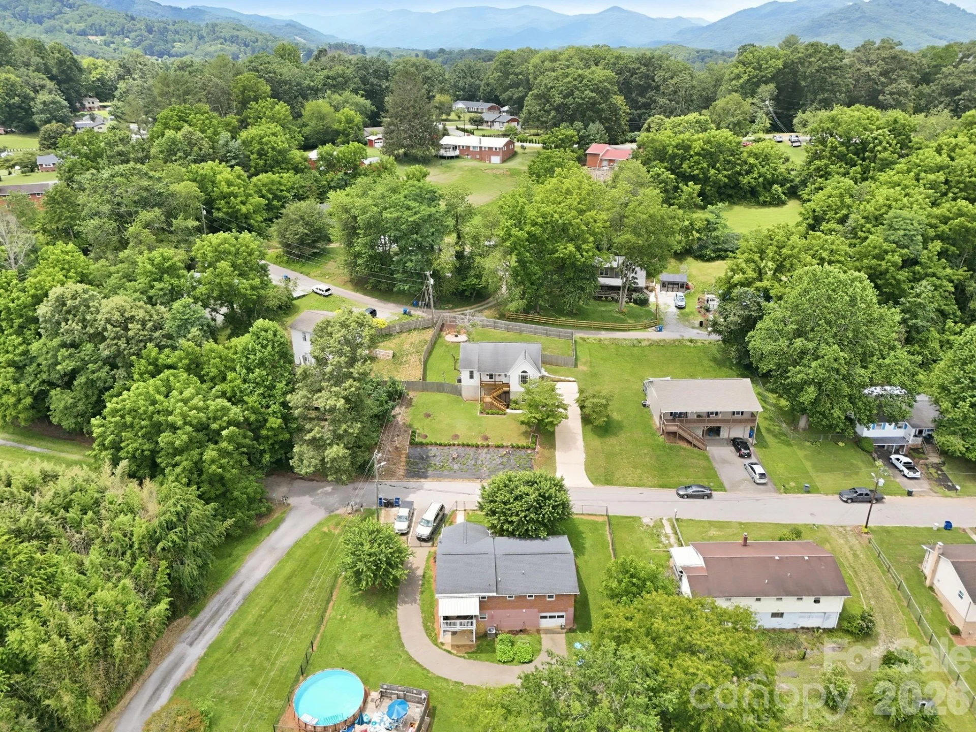 320 Meadowbrook Drive - Photo 24