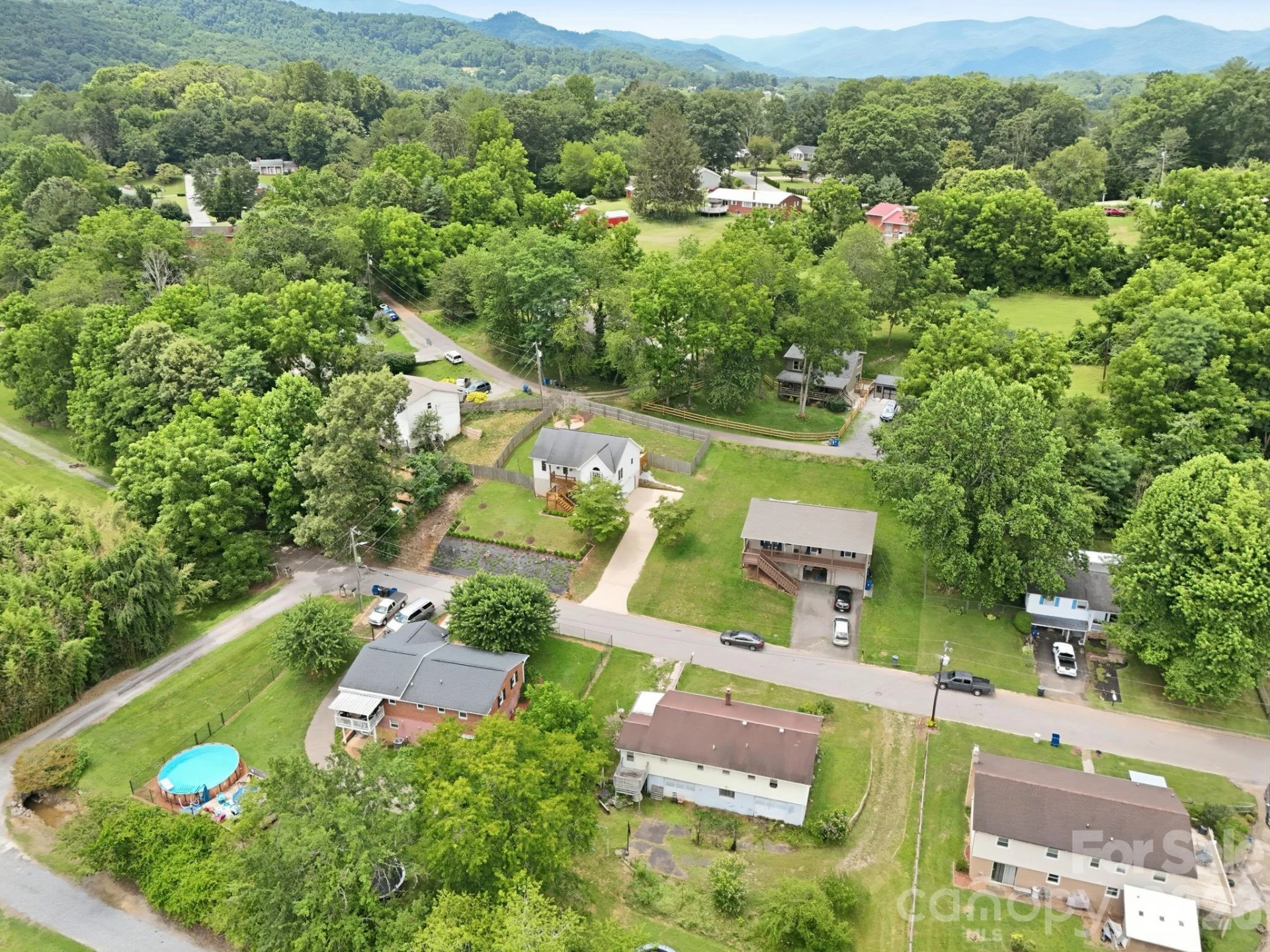 320 Meadowbrook Drive - Photo 25