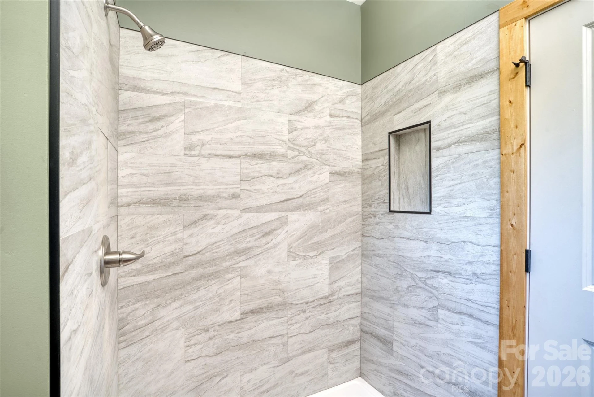 1652 Doggett Road - Photo 20