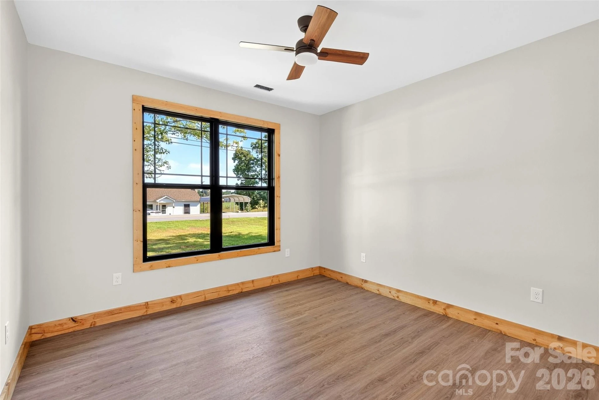 1652 Doggett Road - Photo 22