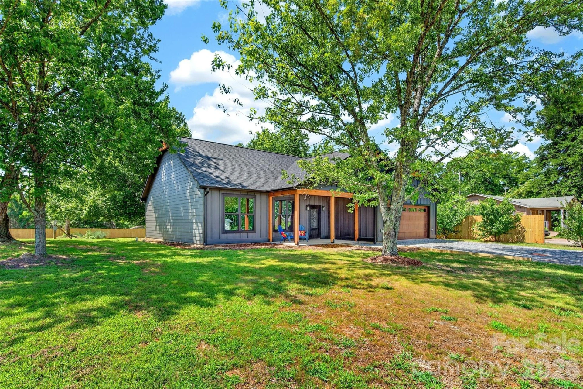 1652 Doggett Road - Photo 35