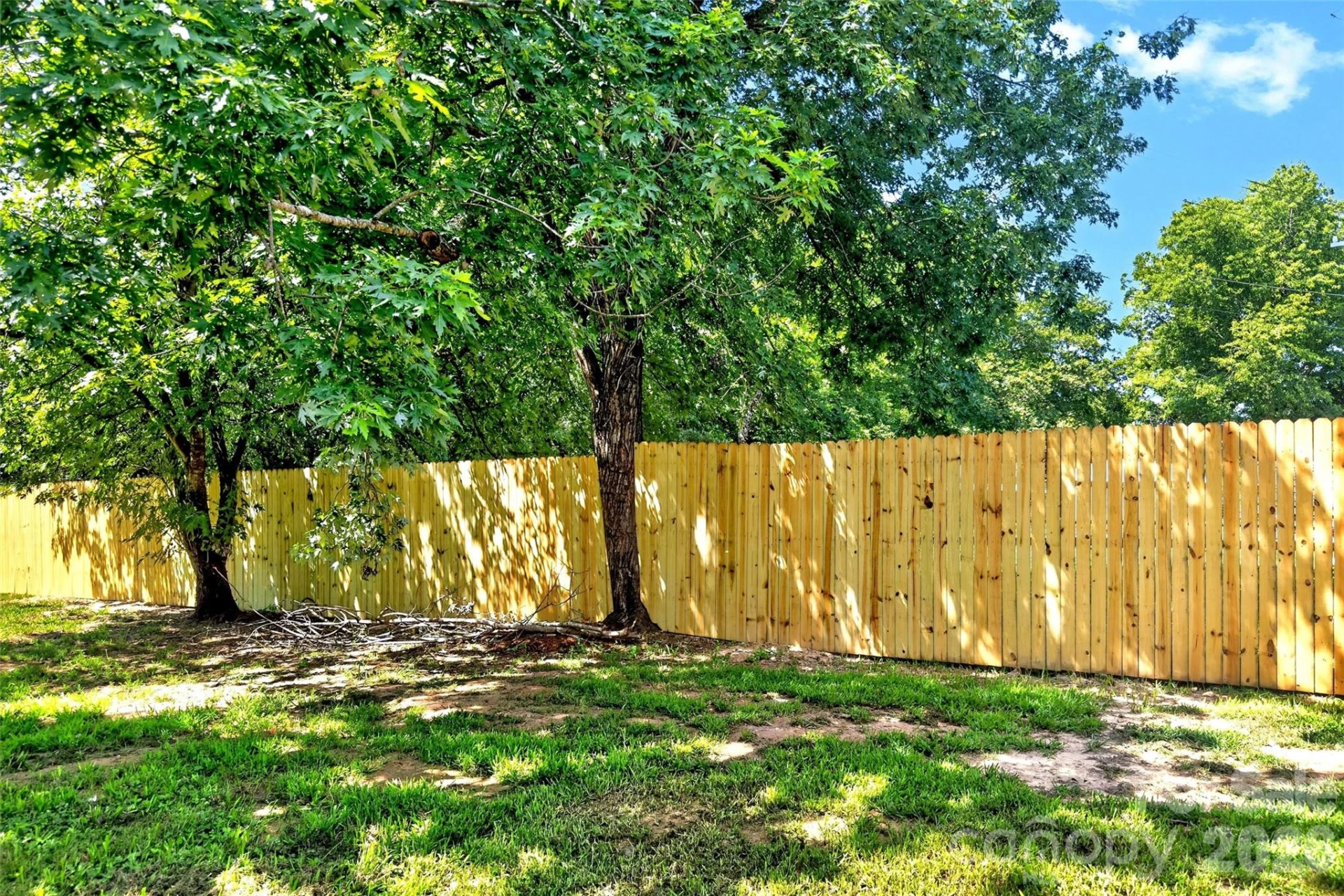 1652 Doggett Road - Photo 37
