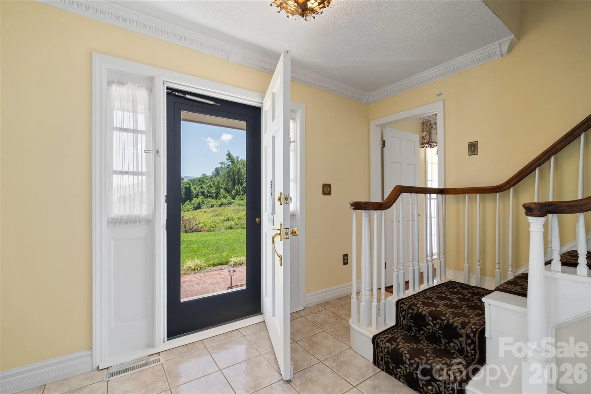 121 Fortner Drive - Photo 5